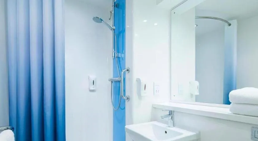 Travelodge London Raynes Park