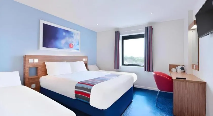 Bed in Travelodge London Raynes Park