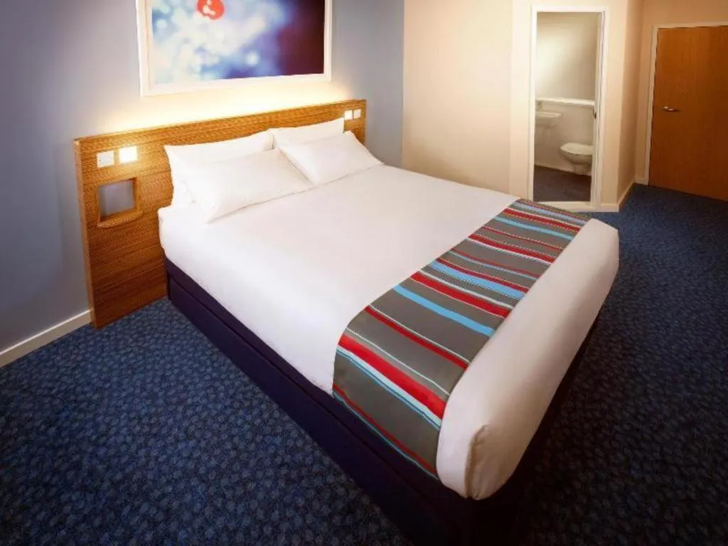 Bed in Travelodge Kingston upon Thames Central