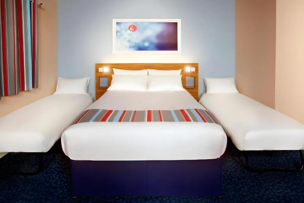 Bed in Travelodge Bournemouth Seafront