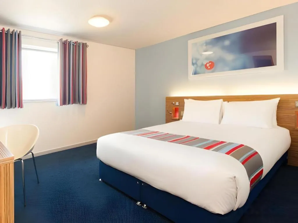 Bed in Travelodge Bradford Central