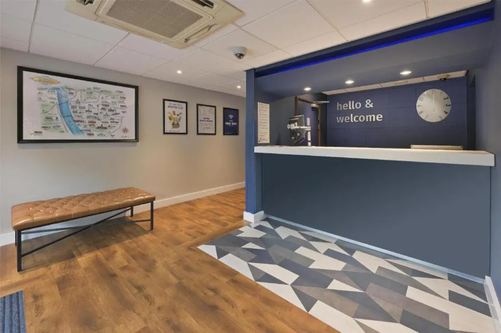 Travelodge Bromborough