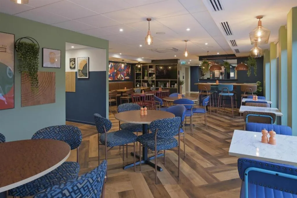 Travelodge Harrogate West Park