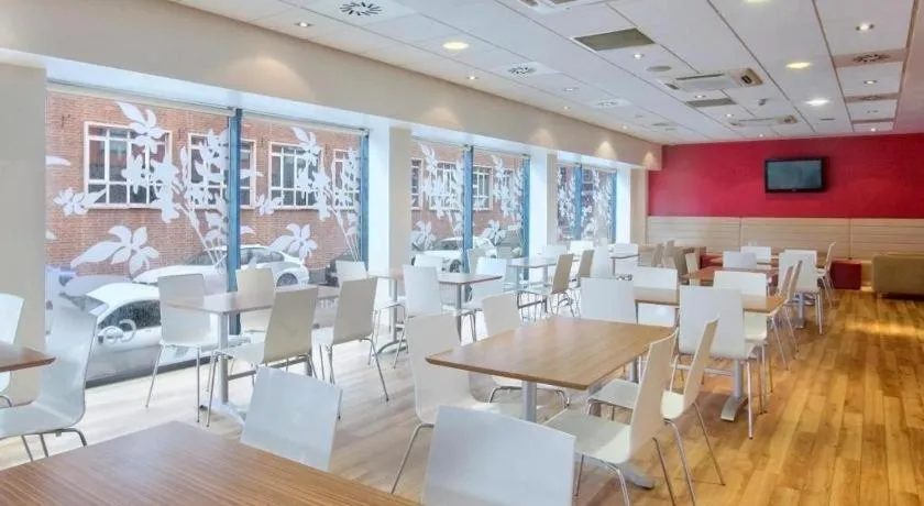 Travelodge Birmingham Central Newhall Street