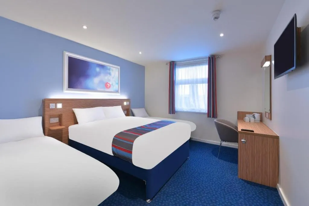 Bed in Travelodge Birmingham Central Newhall Street