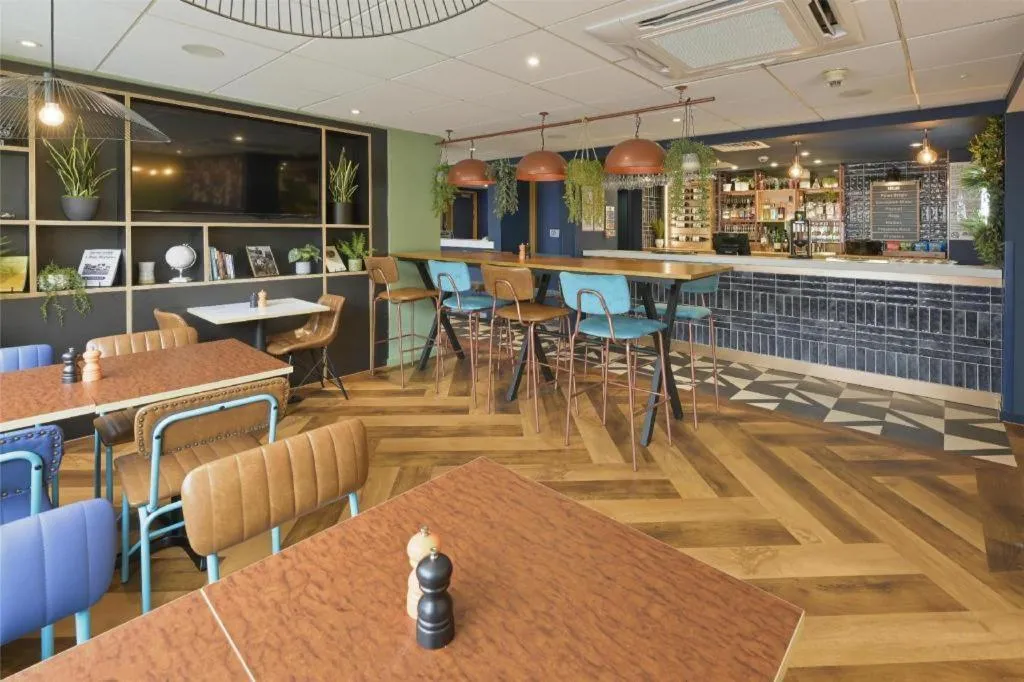 Travelodge Caterham Whyteleafe