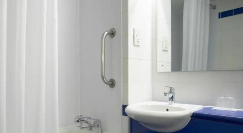 Travelodge Birmingham Maypole