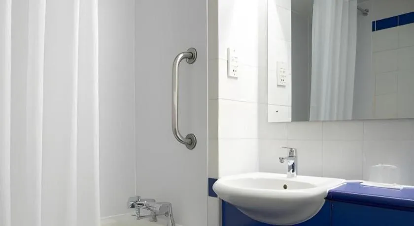 Travelodge Birmingham Maypole