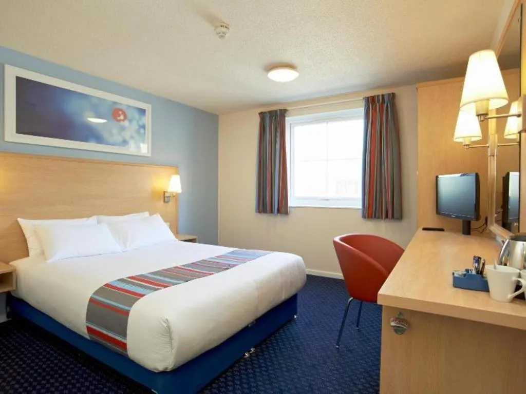 Bed in Travelodge Great Yarmouth Acle