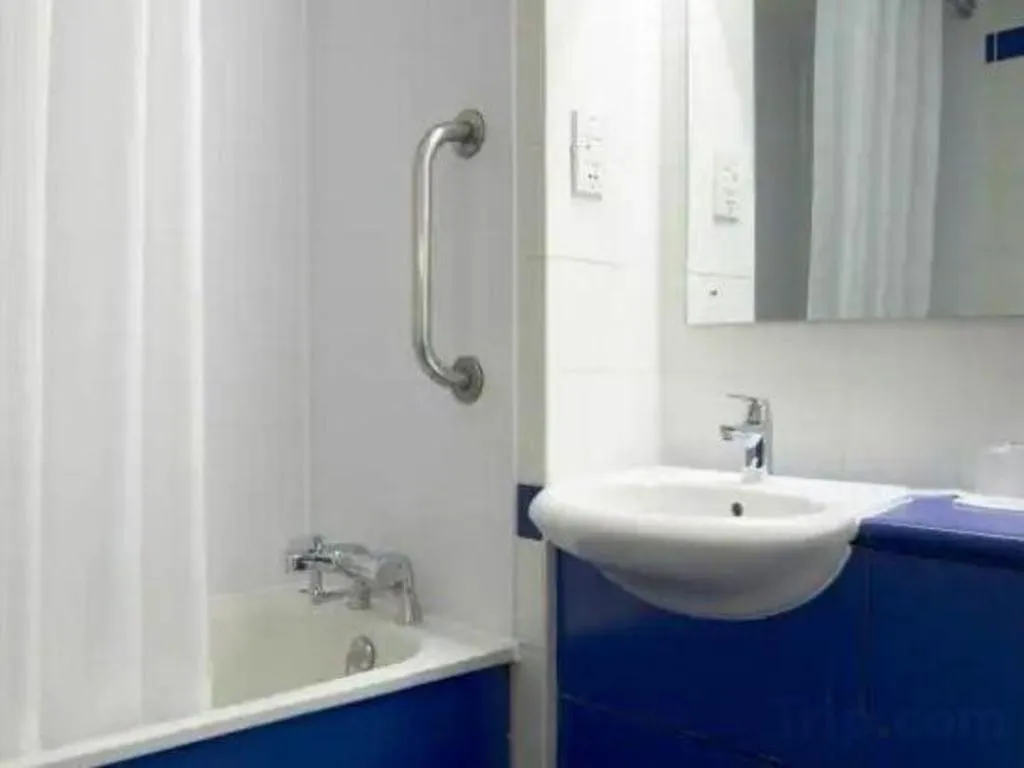 Travelodge St. Clears Carmarthen