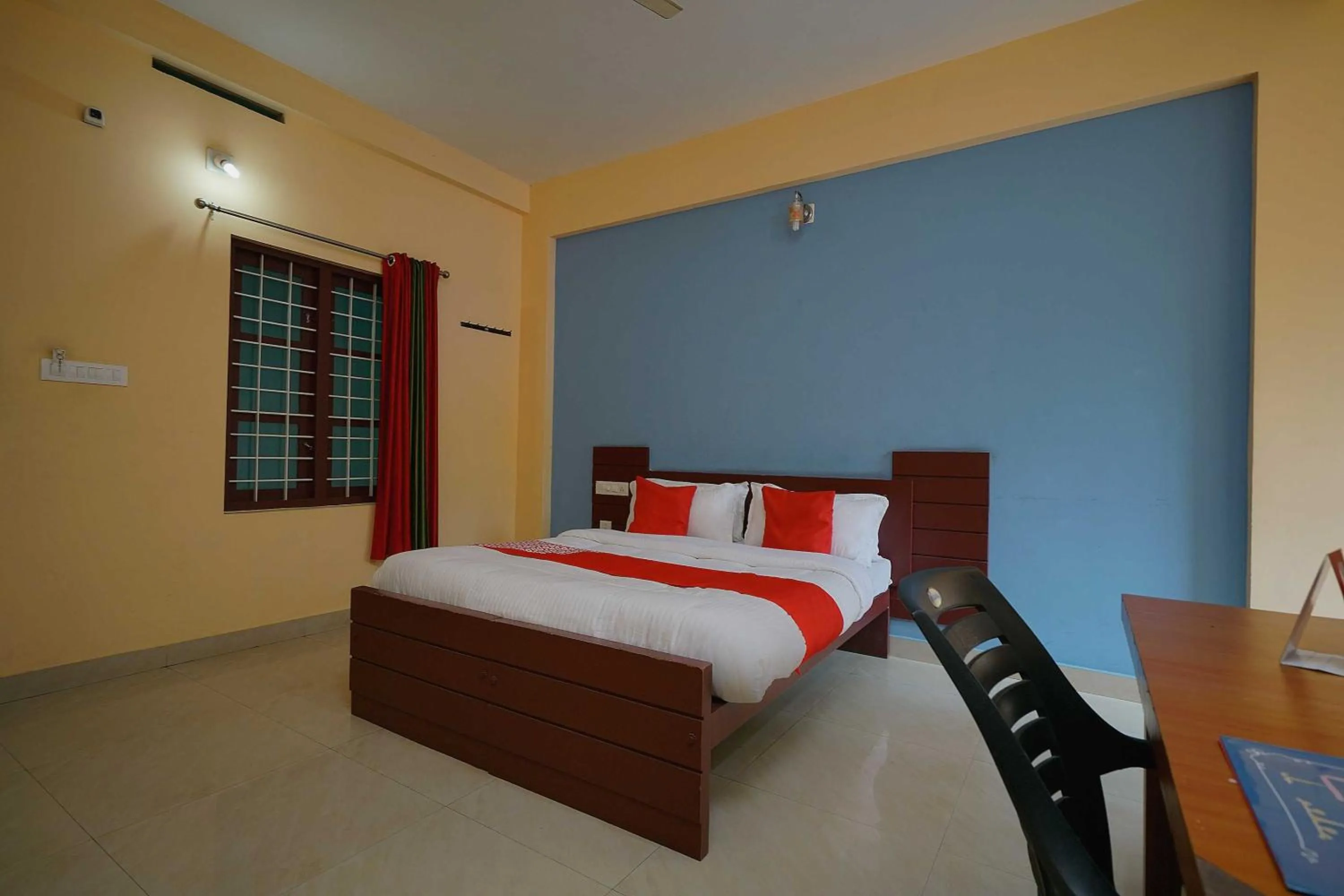 Facade/entrance, Bed in Hotel O Greenland