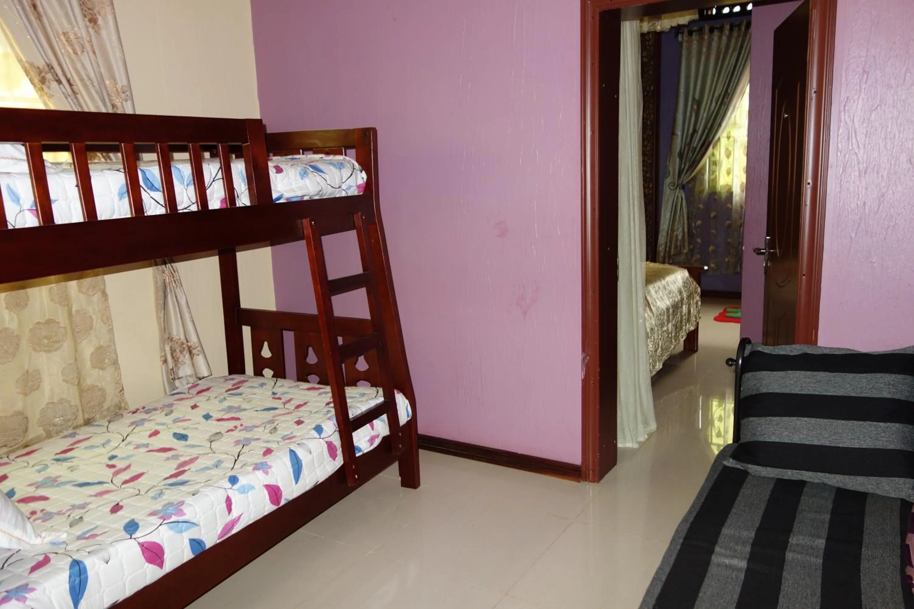 bunk bed, Bed in Impala Suites