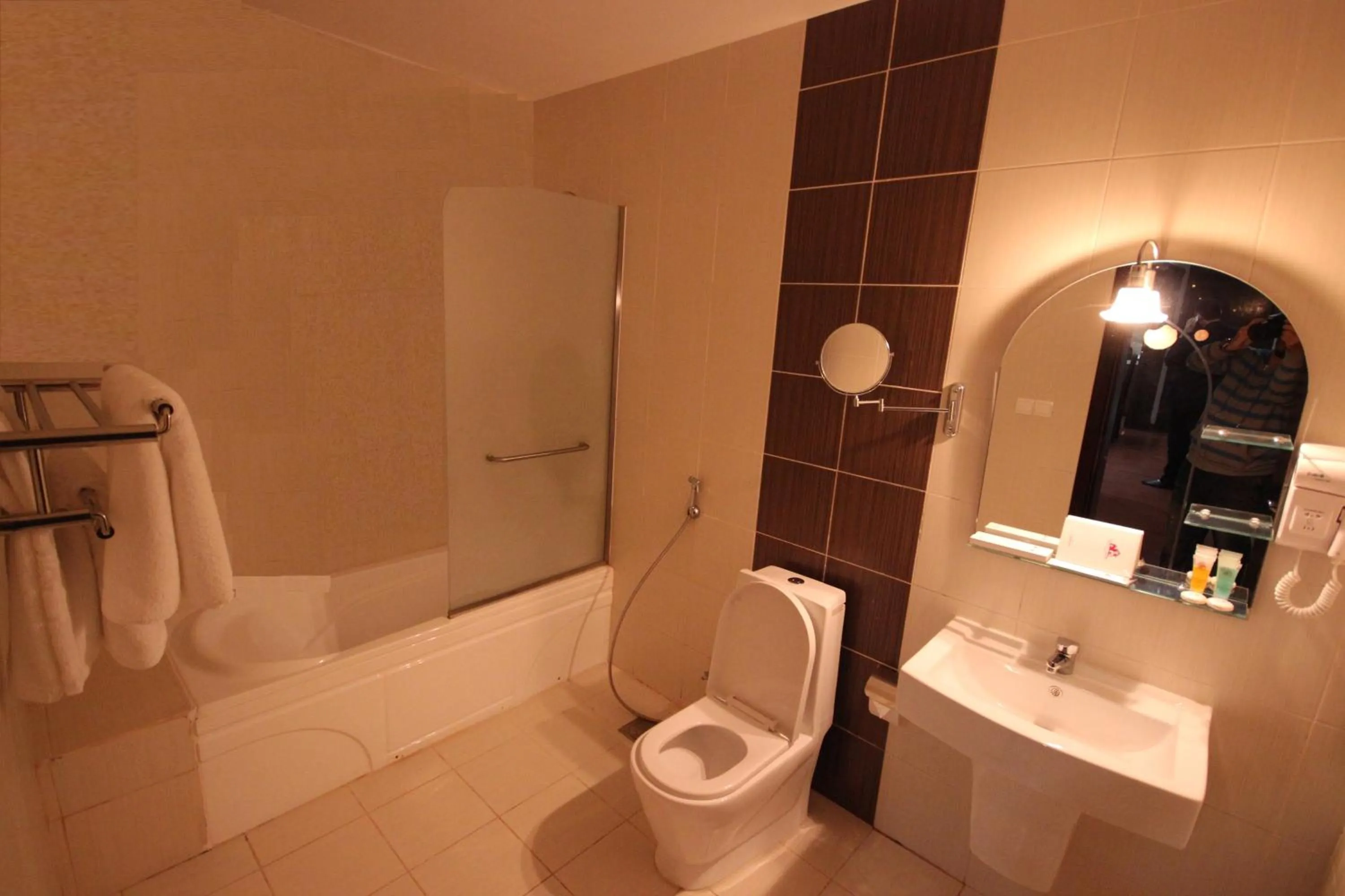 Bathroom in One to One