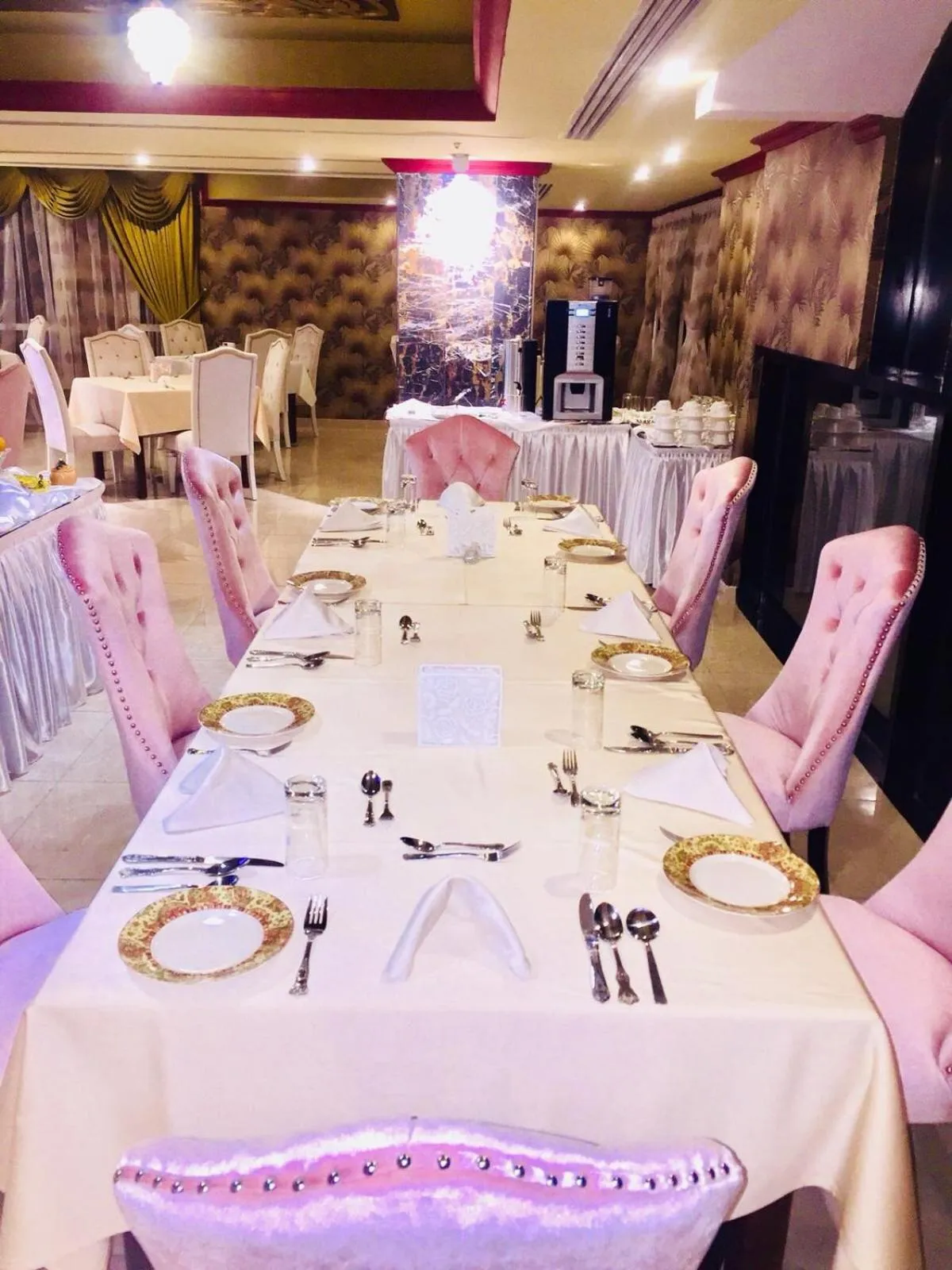 Breakfast in One to One