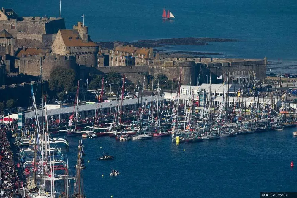Nearby landmark in La Tocade Del Arte - Dinan