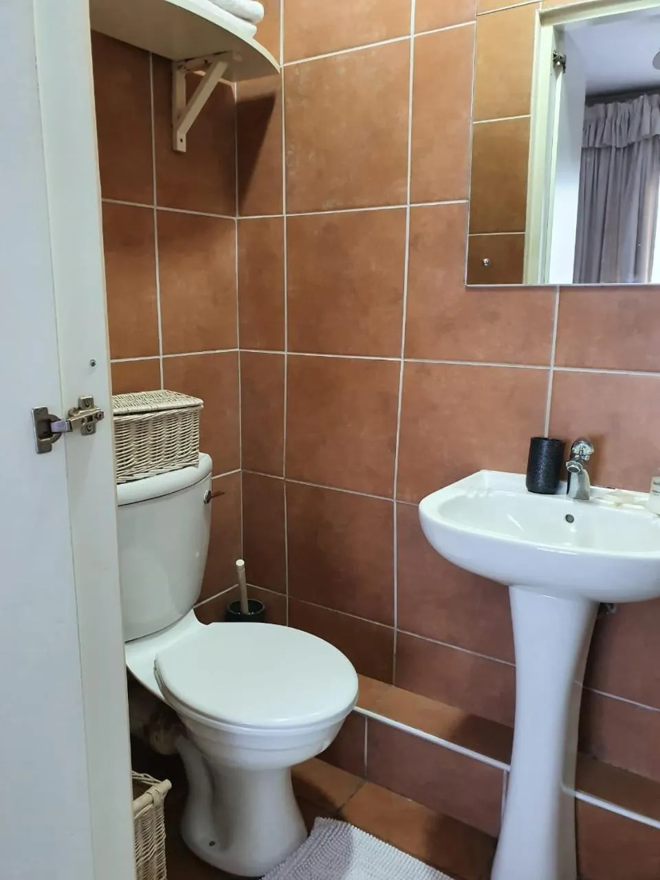 Bathroom in La Loggia Gateway Apartments