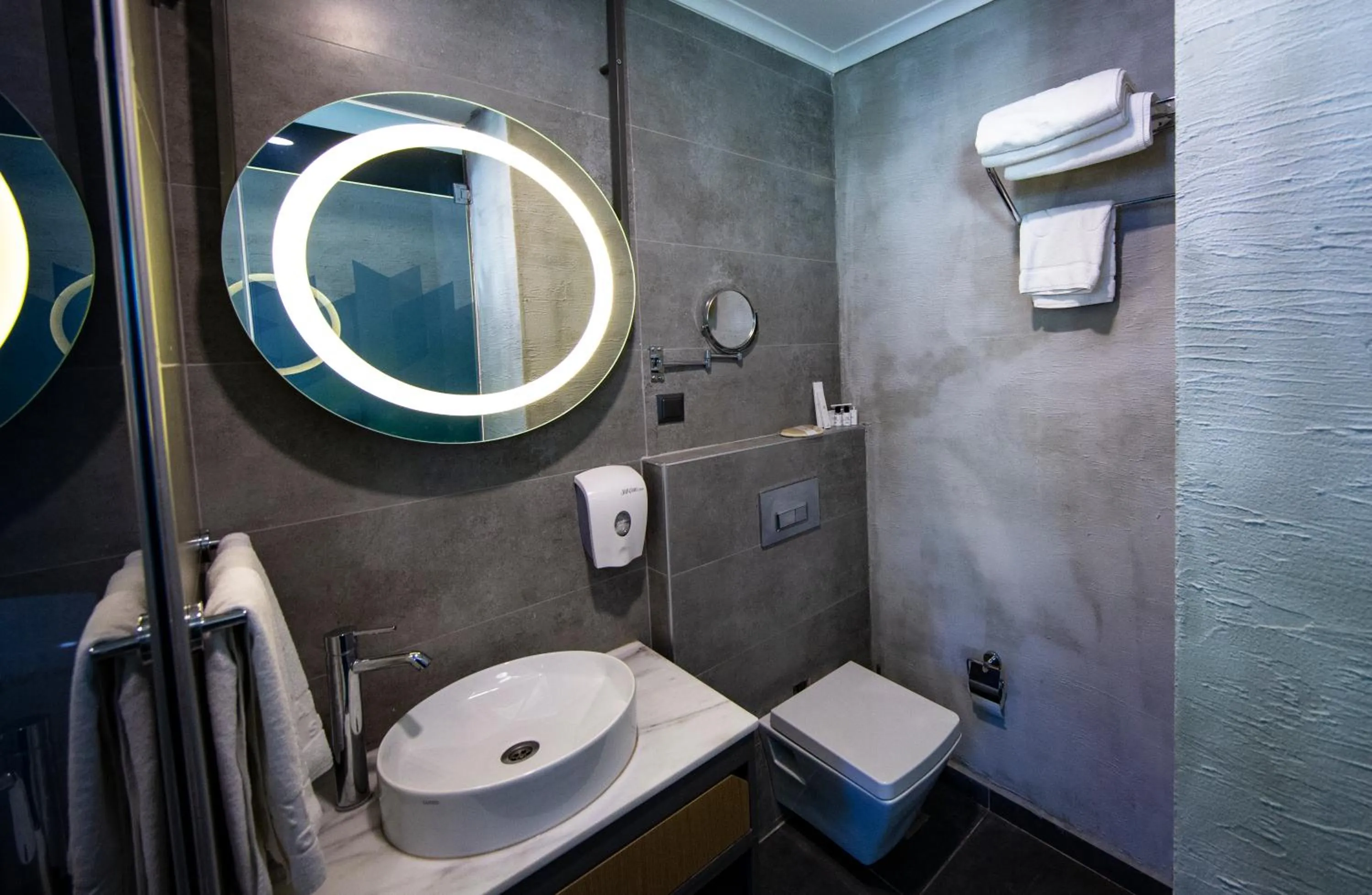 Toilet in Laren Family Hotel & Spa - Boutique Class