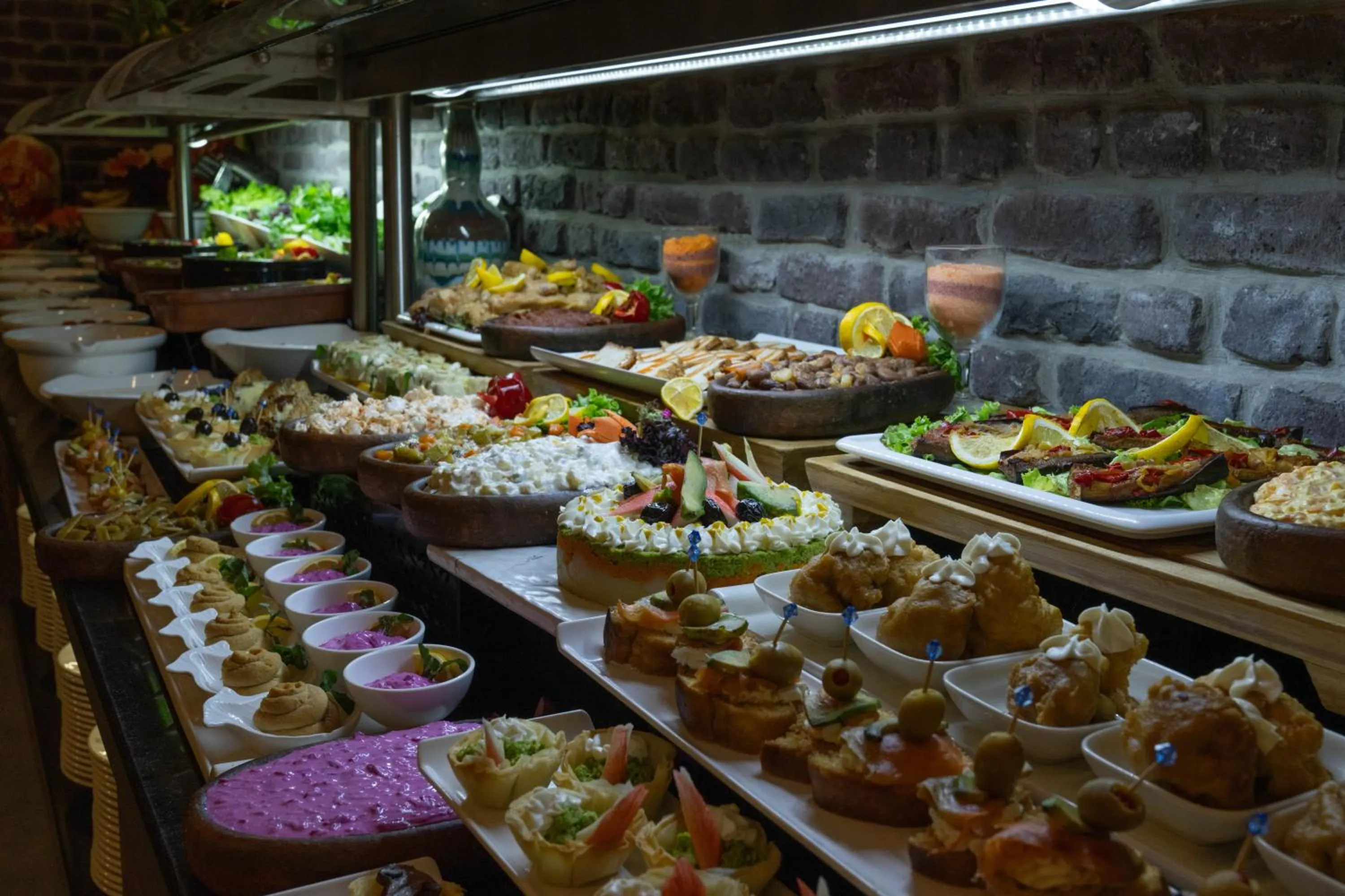 Food and drinks in Laren Family Hotel & Spa - Boutique Class