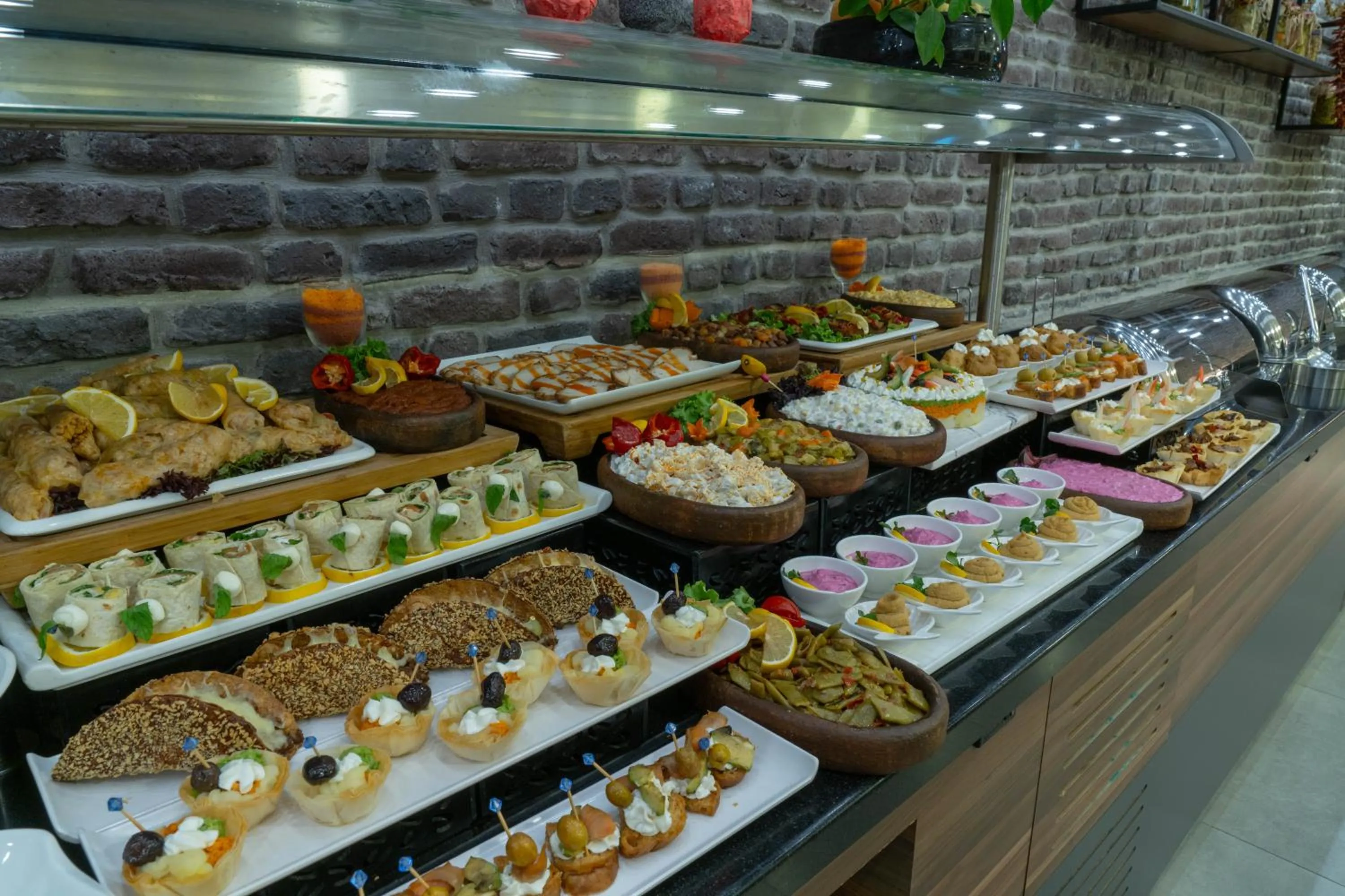 Food and drinks in Laren Family Hotel & Spa - Boutique Class