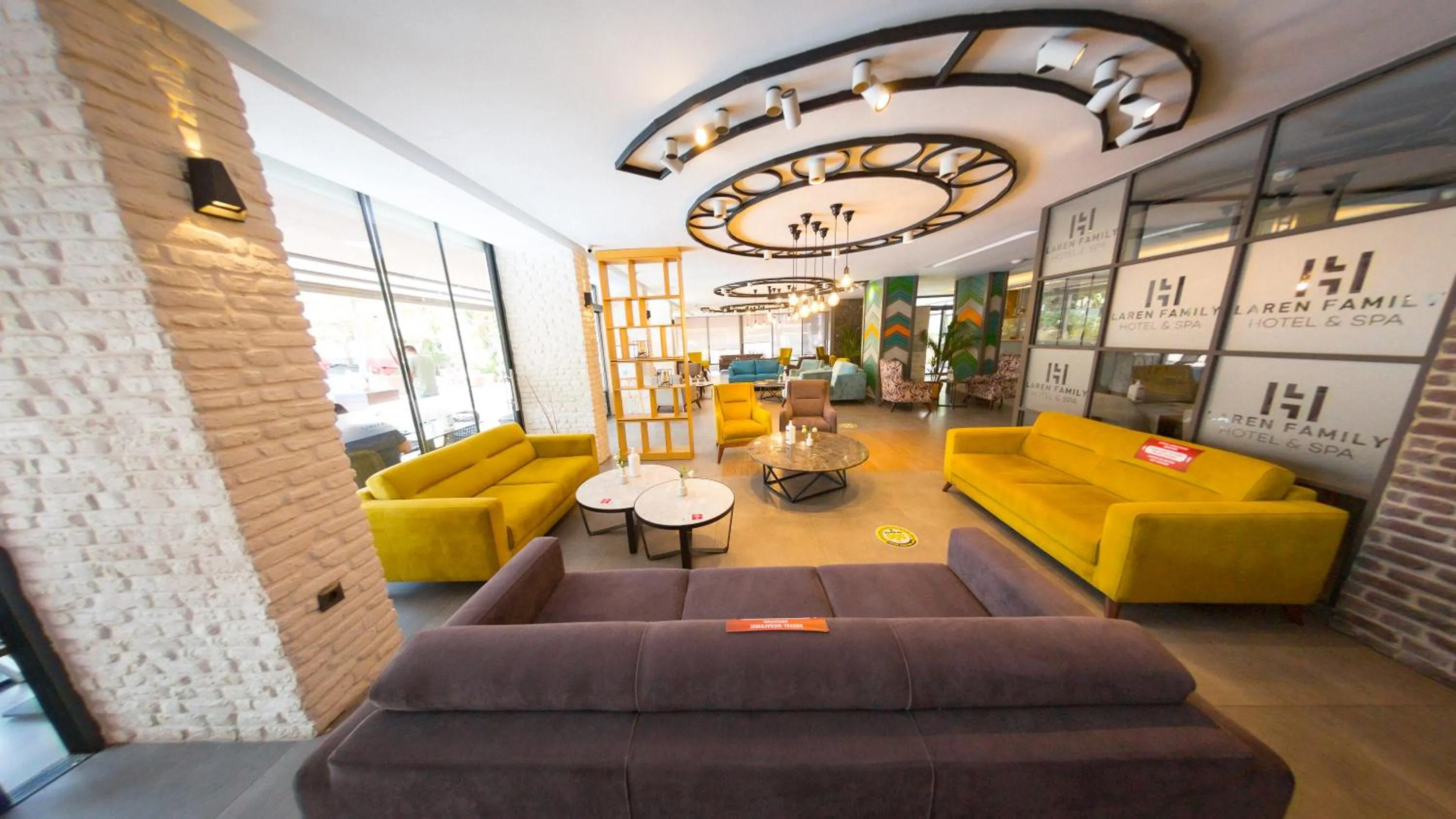 Lobby or reception in Laren Family Hotel & Spa - Boutique Class