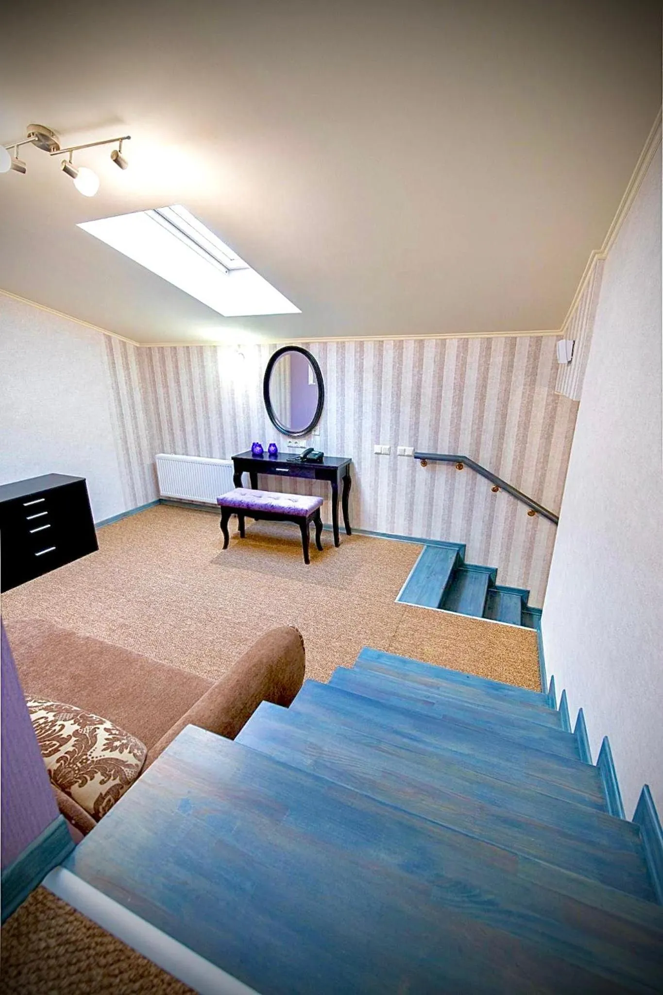 Photo of the whole room, Bed in Green Villa