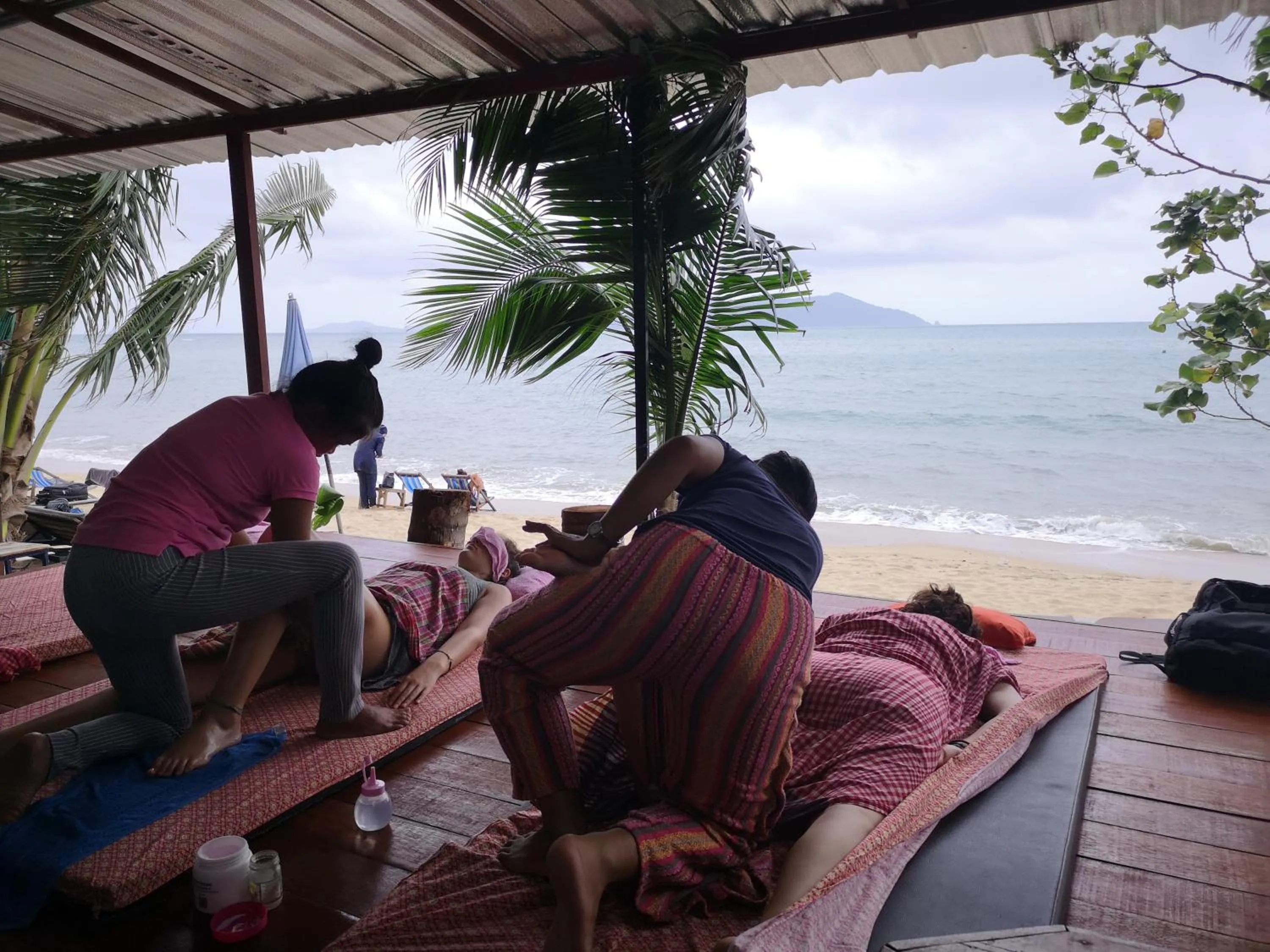 Massage in Yuyu Golden Beach