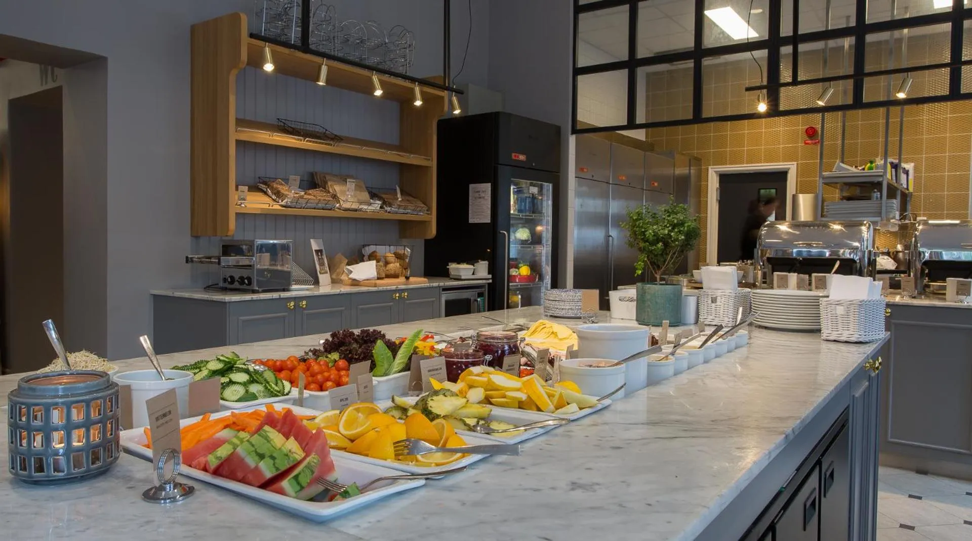 Restaurant/places to eat in Home Hotel Borgen