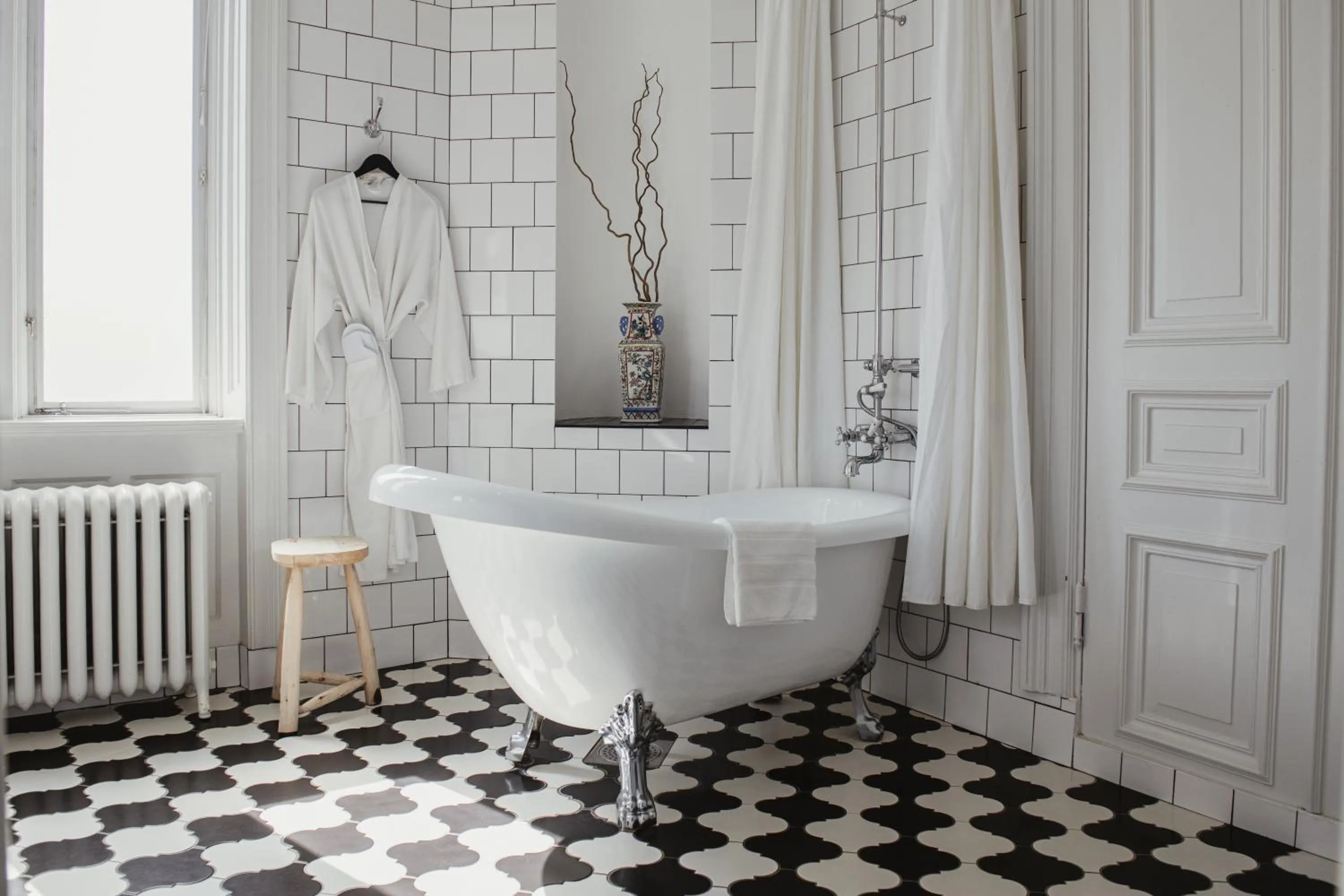 Property building in Home Hotel Borgen