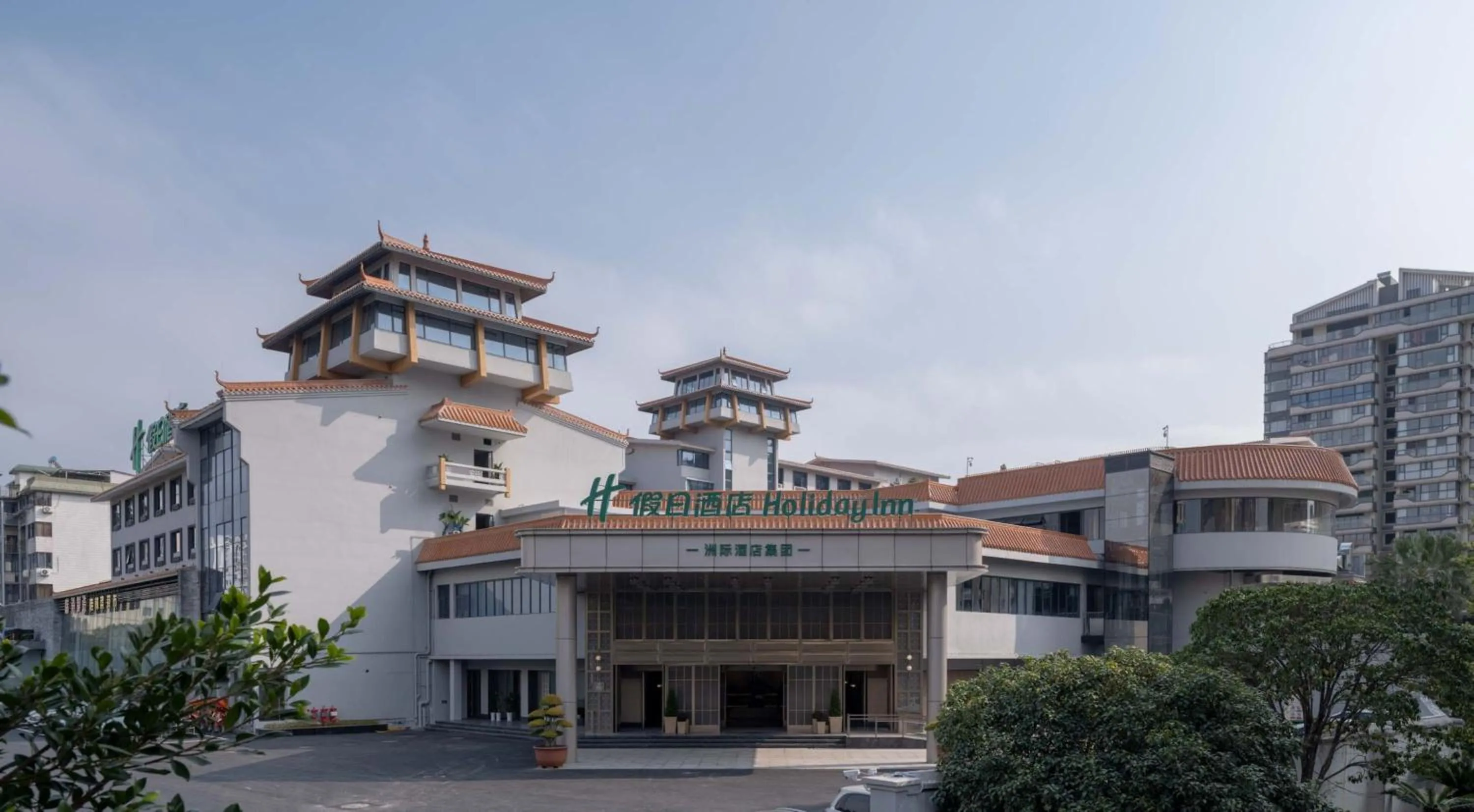 Property building in Holiday Inn Guilin Qixing by IHG