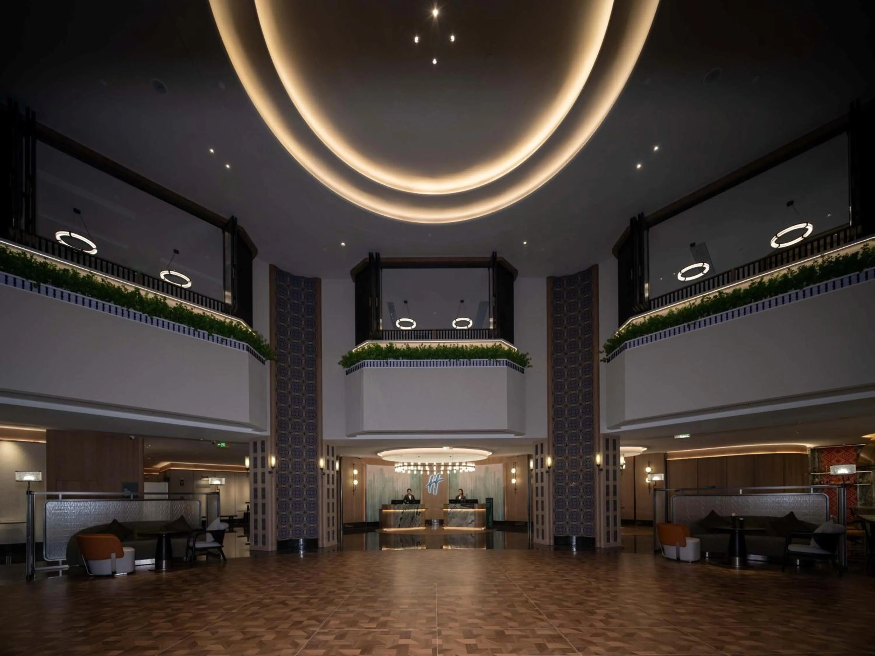 Property building in Holiday Inn Guilin Qixing by IHG