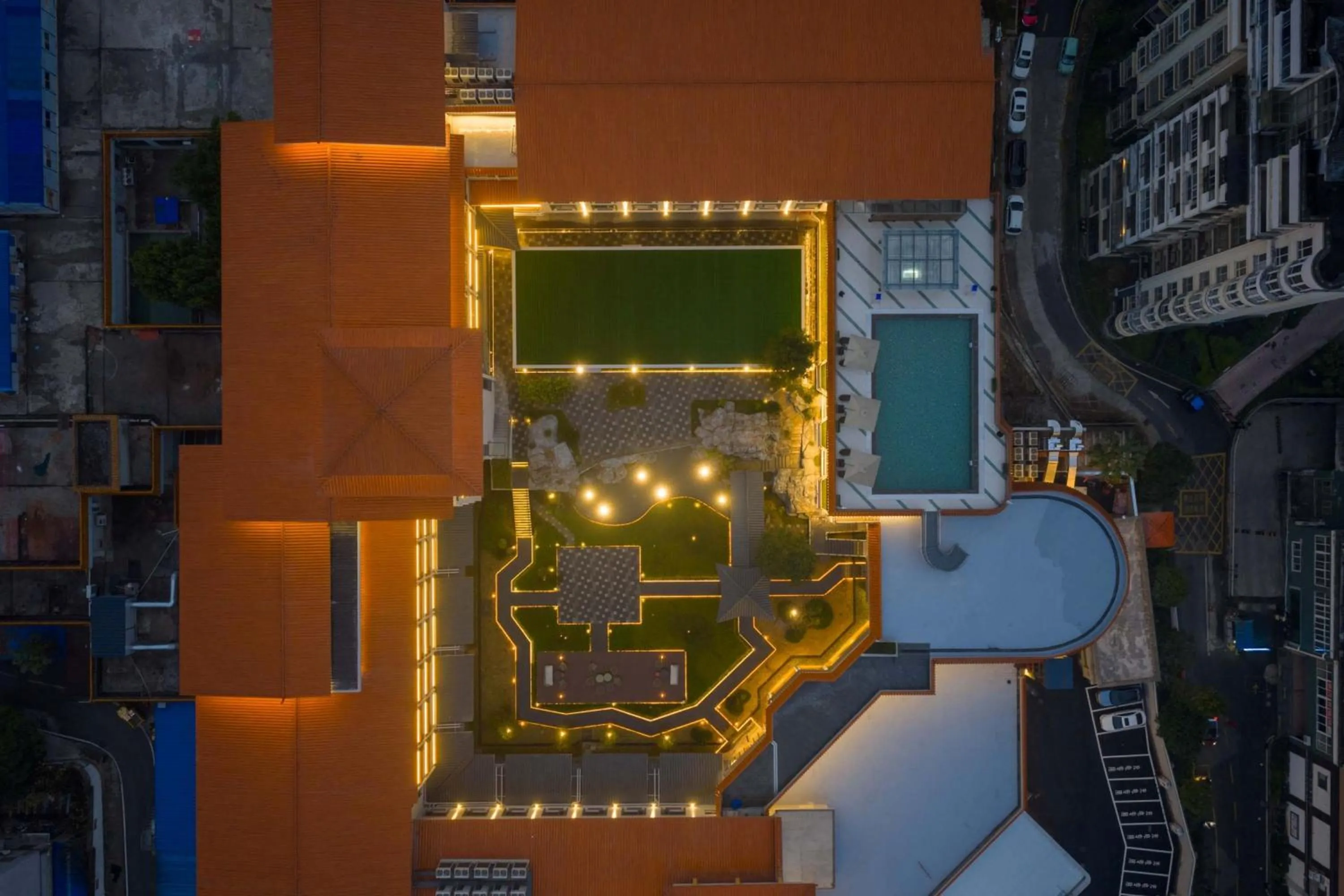 Property building in Holiday Inn Guilin Qixing by IHG