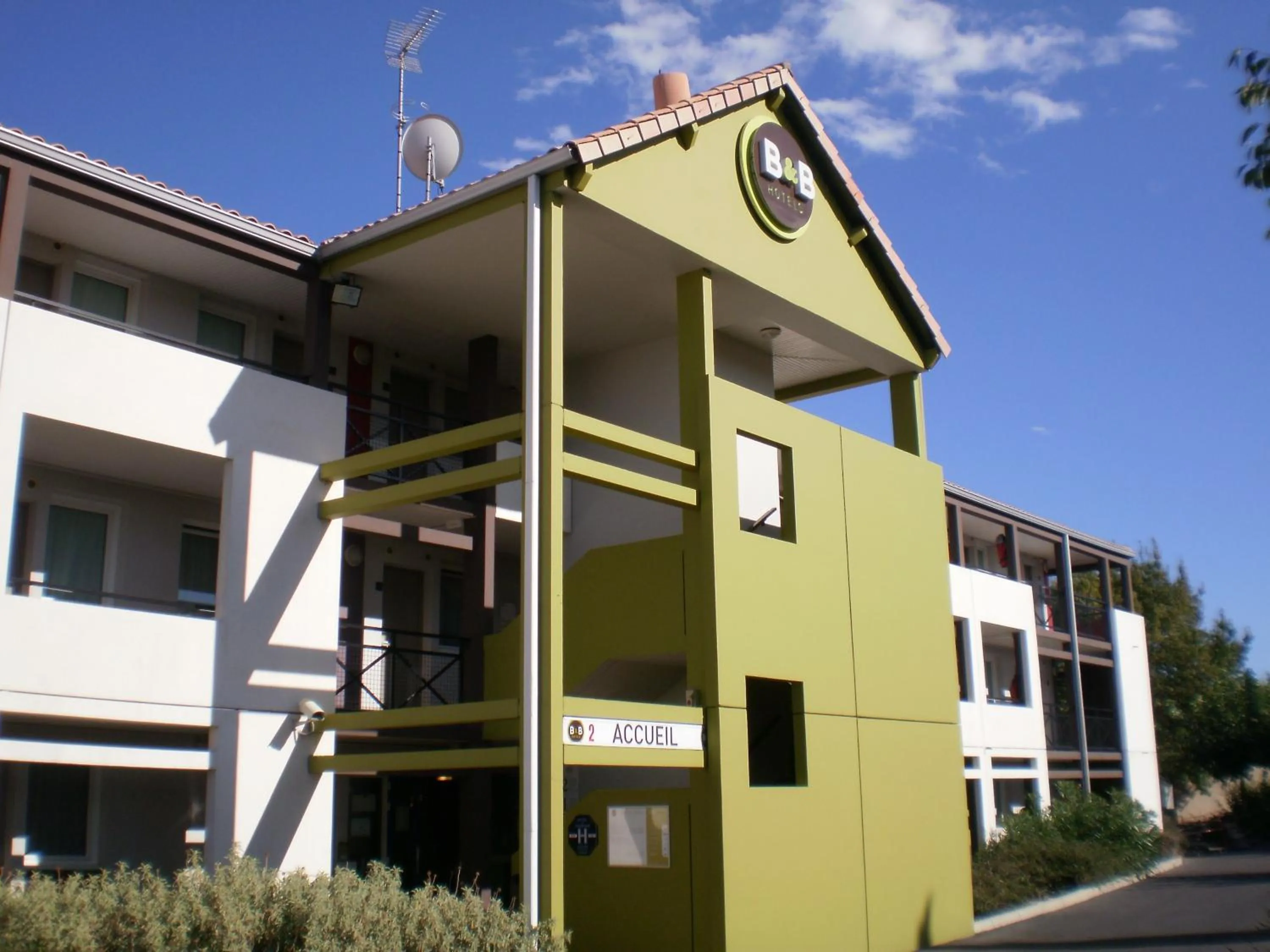 Facade/entrance in B&B HOTEL Montpellier 2