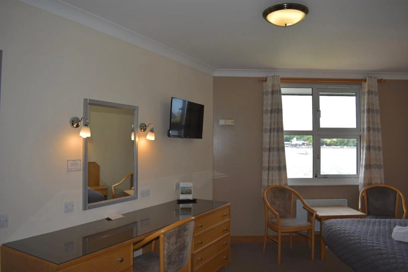 Bed in The Little Haven Hotel On The Beach