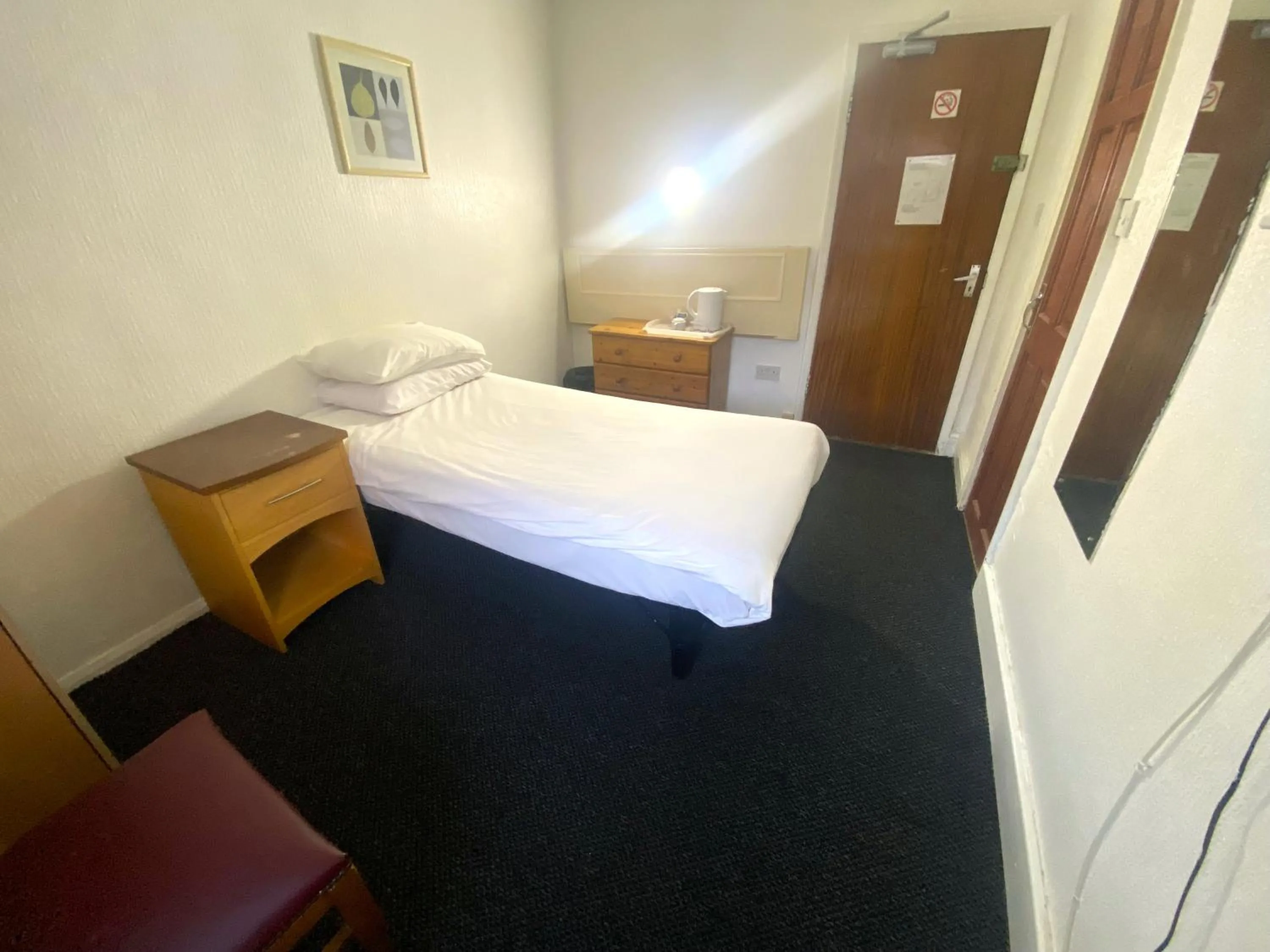 Bedroom, Bed in Hotel 346