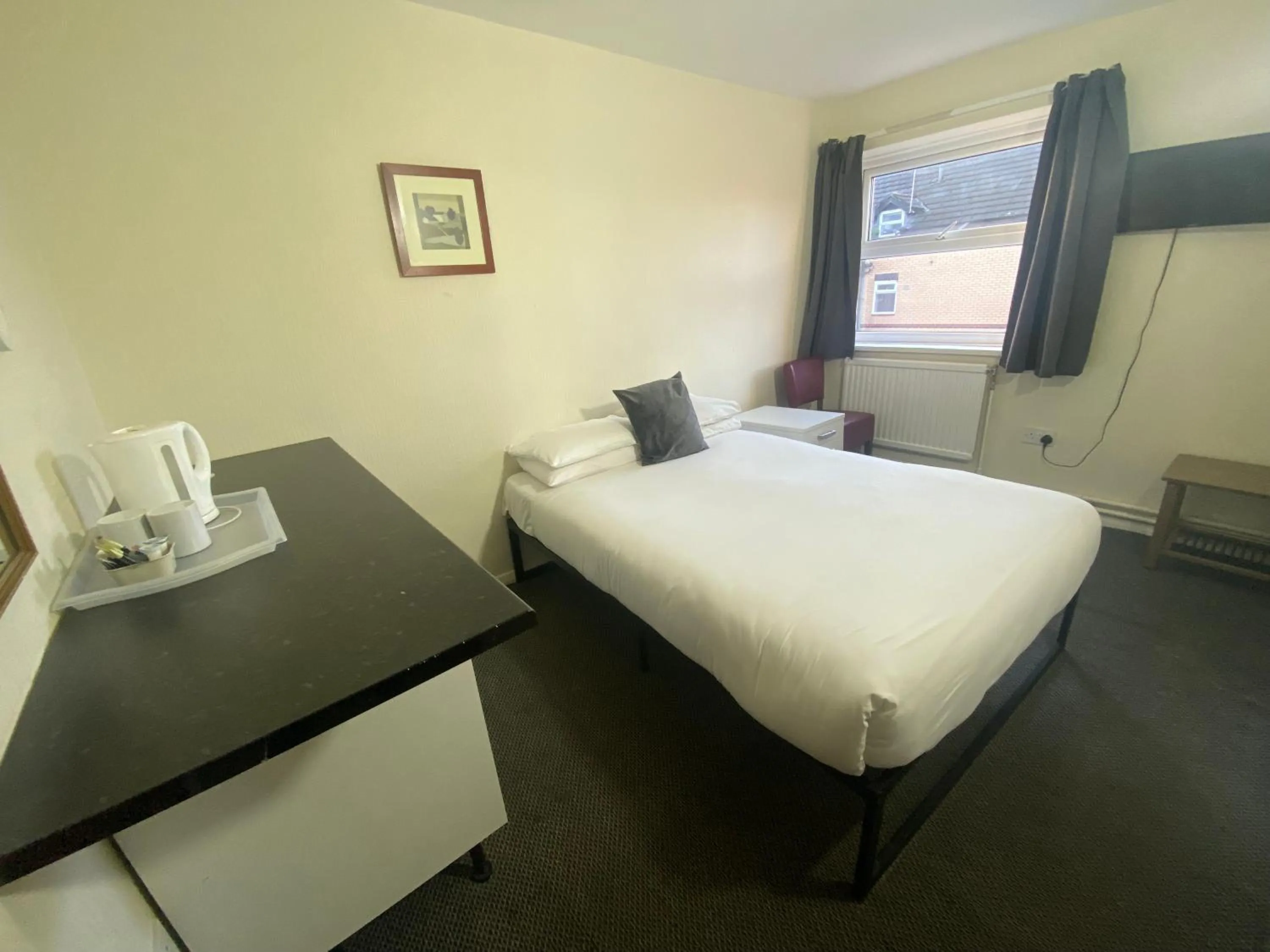 Bedroom, Bed in Hotel 346