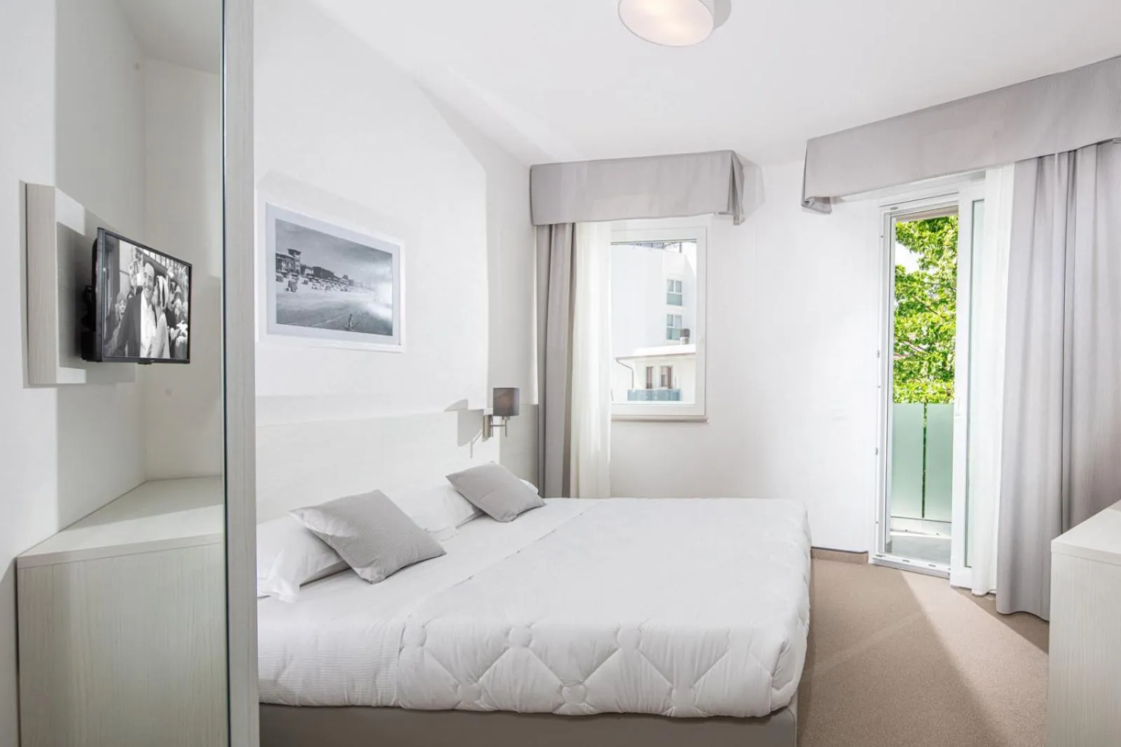 TV and multimedia, Bed in Hotel Centrale