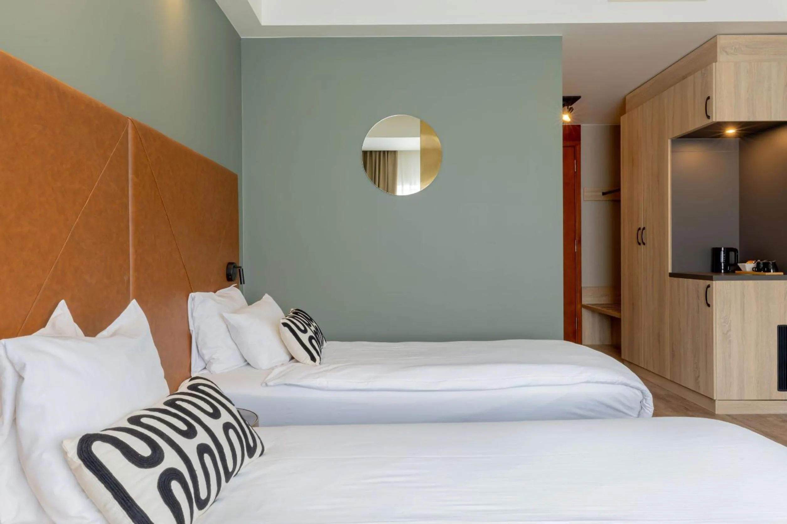 Bed in Shanghai Hotel Holland