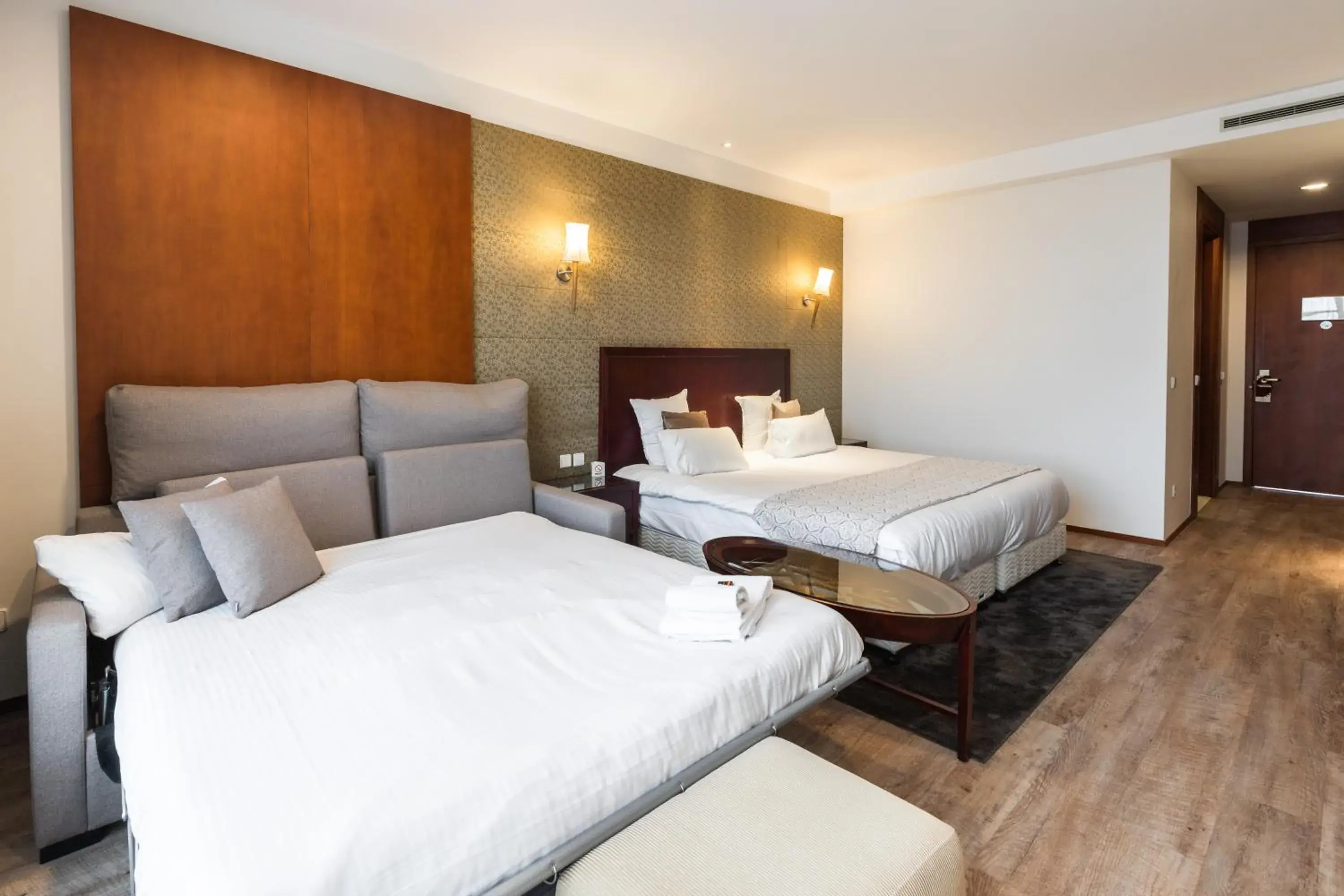 Superior Family Room in Shanghai Hotel Holland Superior Family Room in Shanghai Hotel Holland