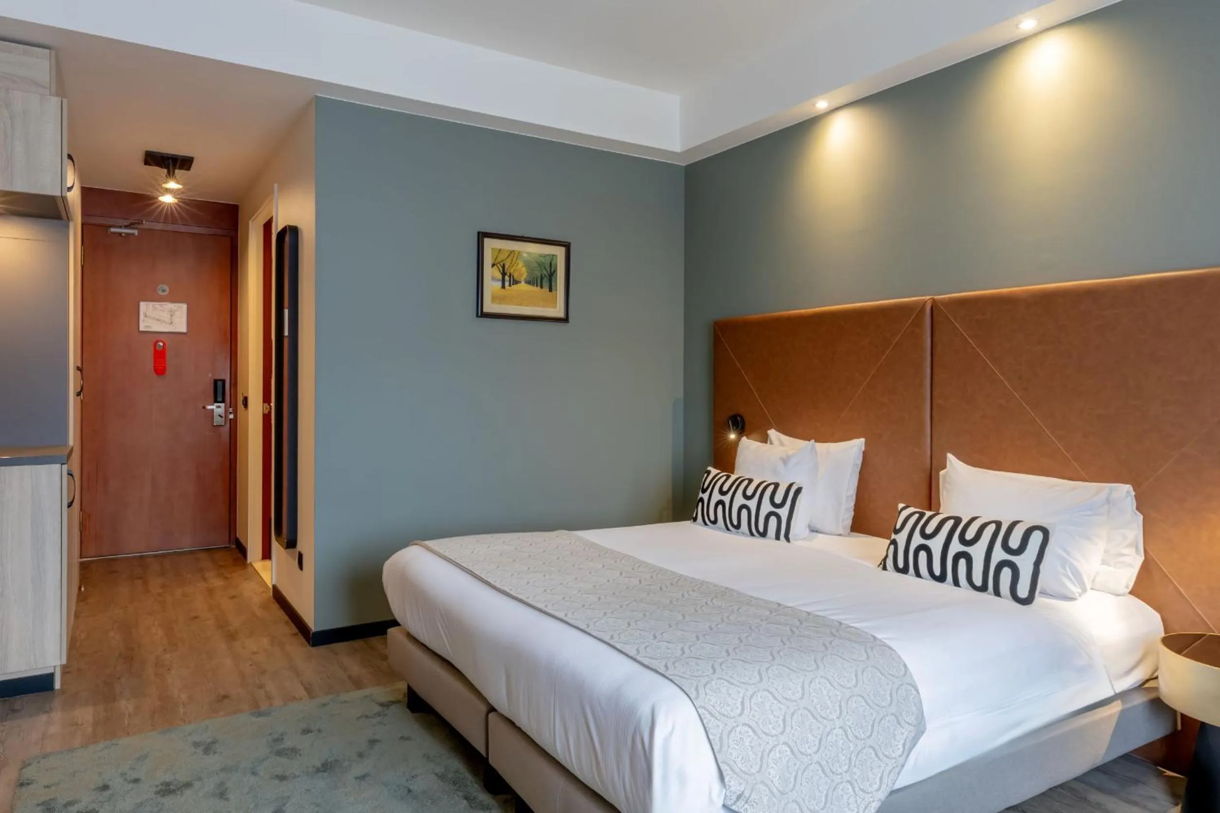 Bed in Shanghai Hotel Holland