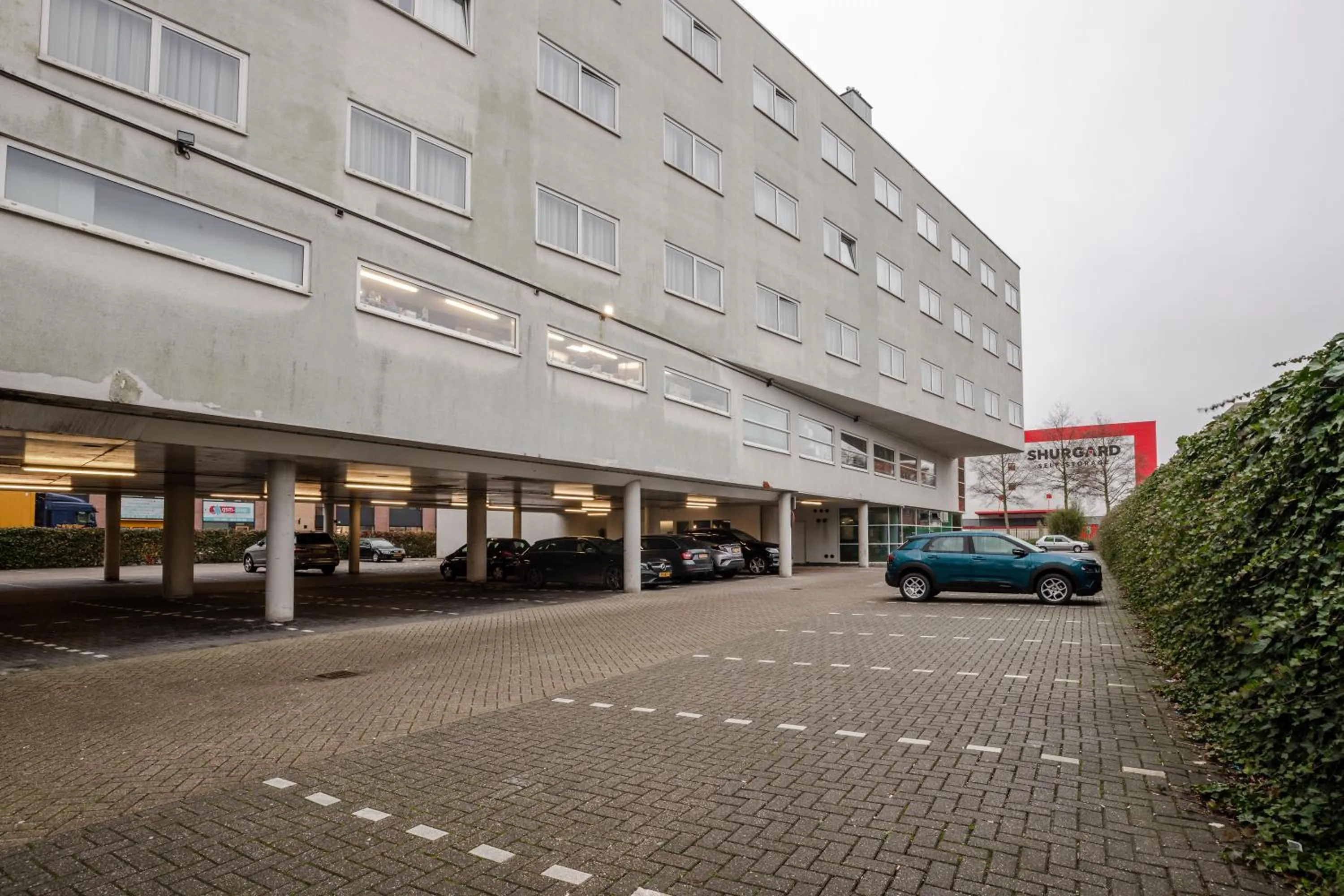 Property building in Shanghai Hotel Holland