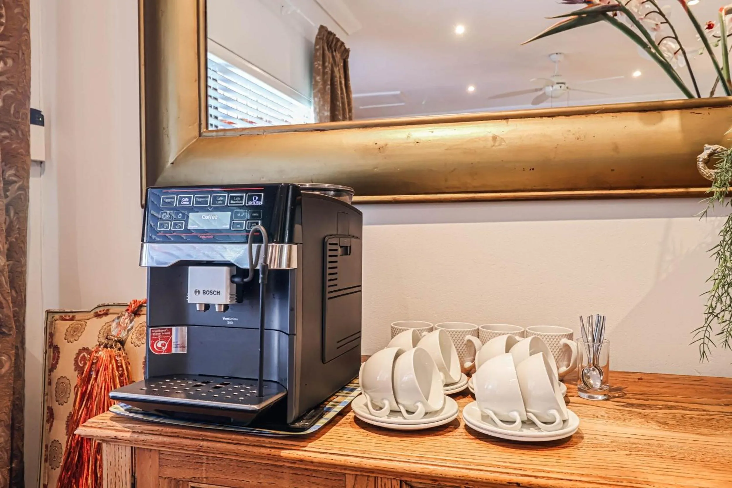 Coffee/tea facilities in Amber Guest Lodge
