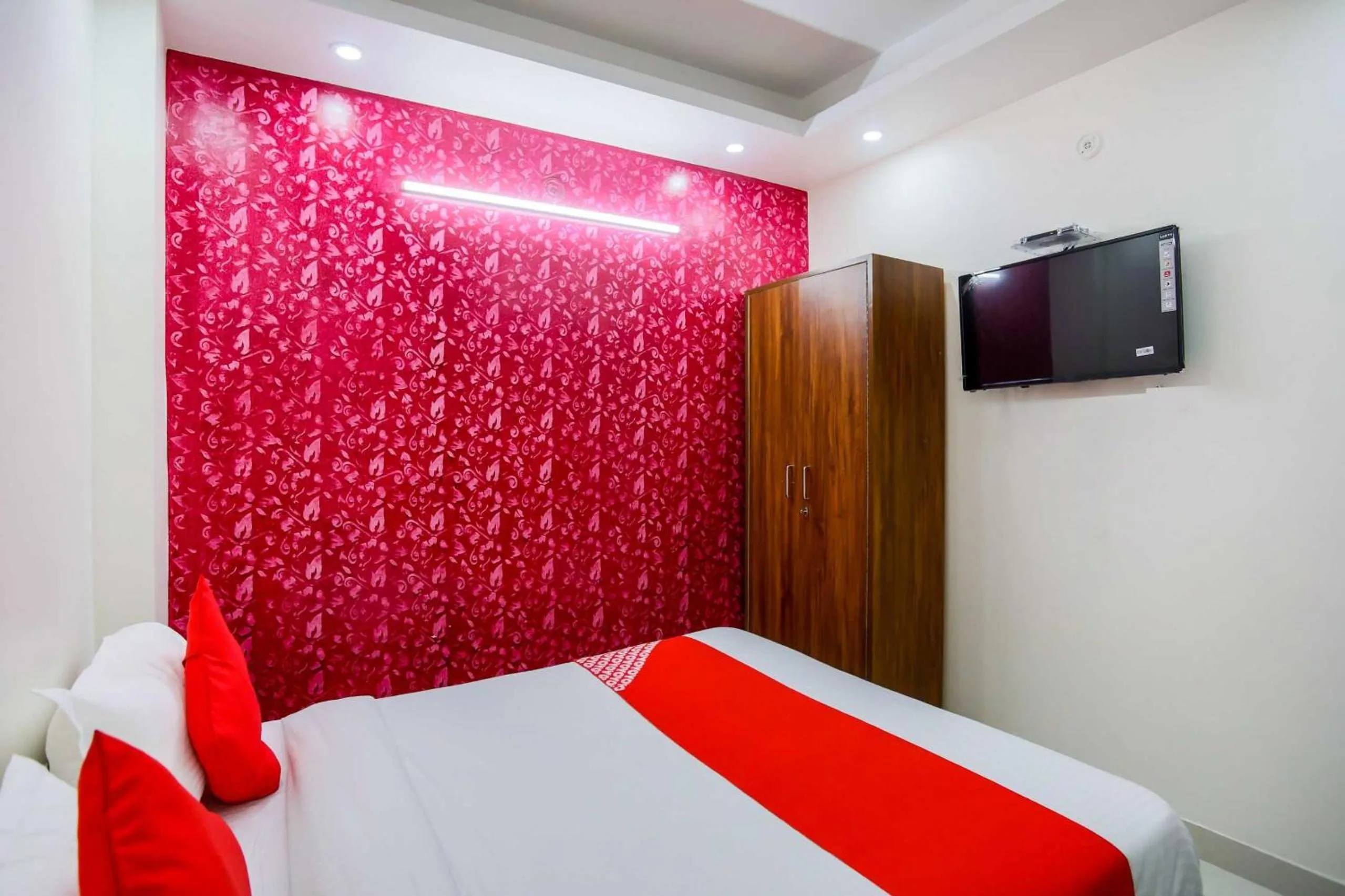 Bedroom, Bed in Hotel O By Oyo Kevish Stay