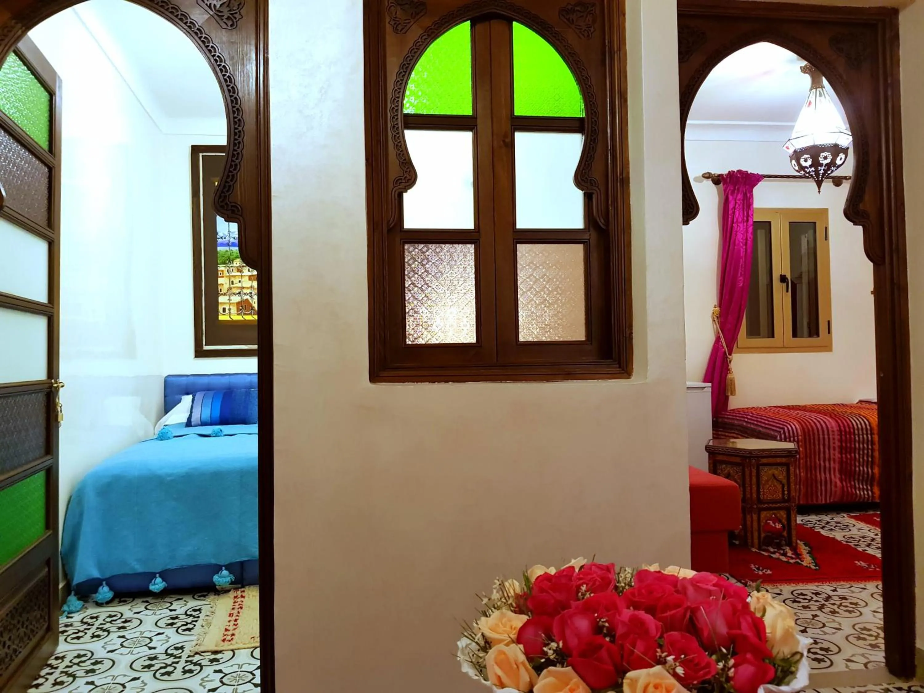Photo of the whole room, Bed in Riad Konouz