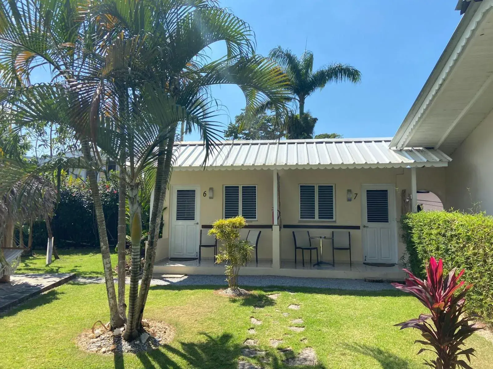 Double Room with Pool View in Hotel Enjoy Double Room with Pool View in Hotel Enjoy