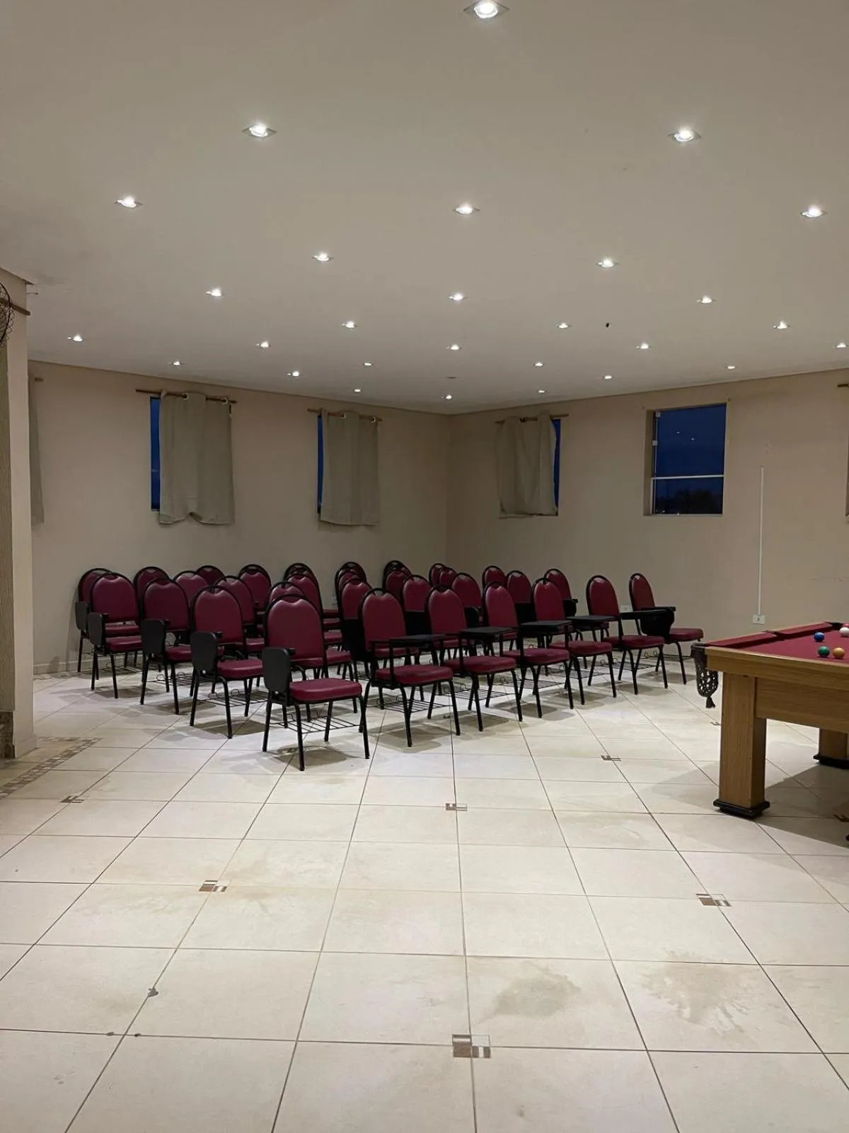 Meeting/conference room in Hotel Rosa da Ilha Guaruja - Perto do Mar com piscina