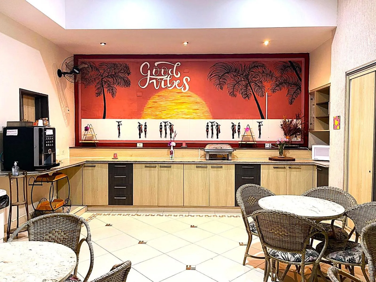 Continental breakfast in Hotel Rosa da Ilha Guaruja - Perto do Mar com piscina