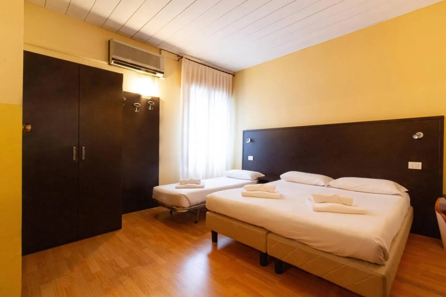 Bed in Hotel Guidi