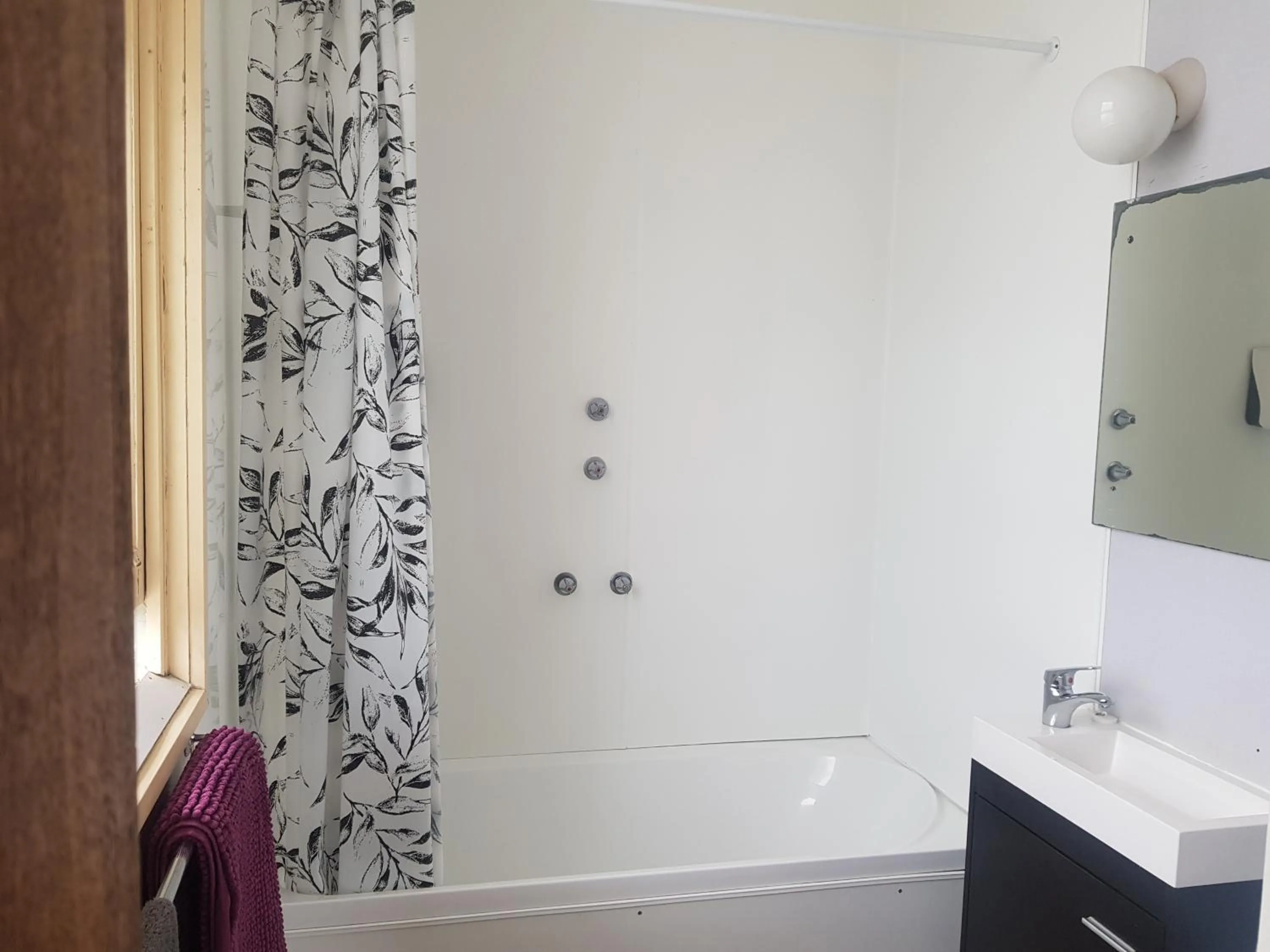 Northern Wairoa Hotel