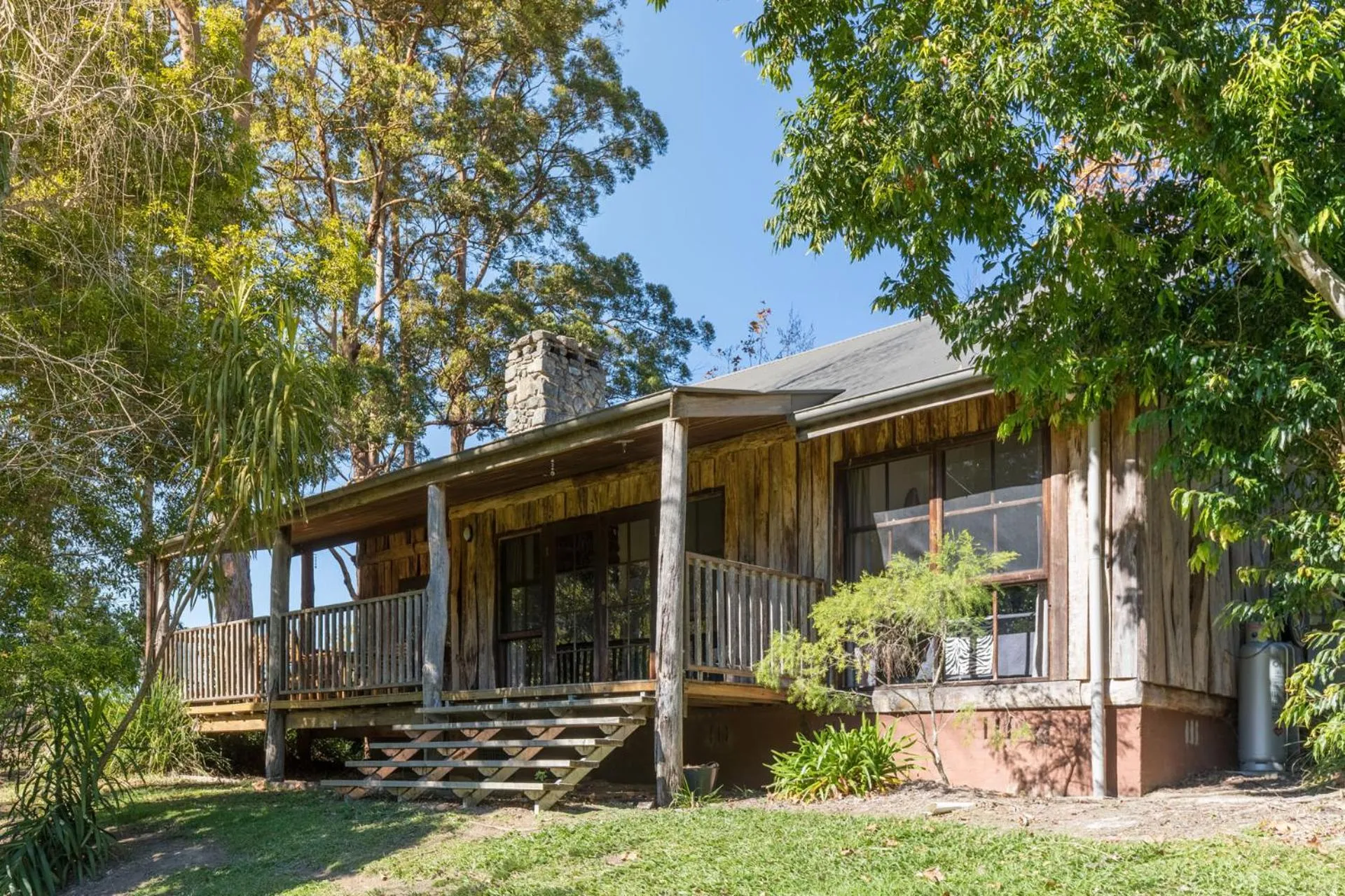 Property building in Friday Creek Retreat