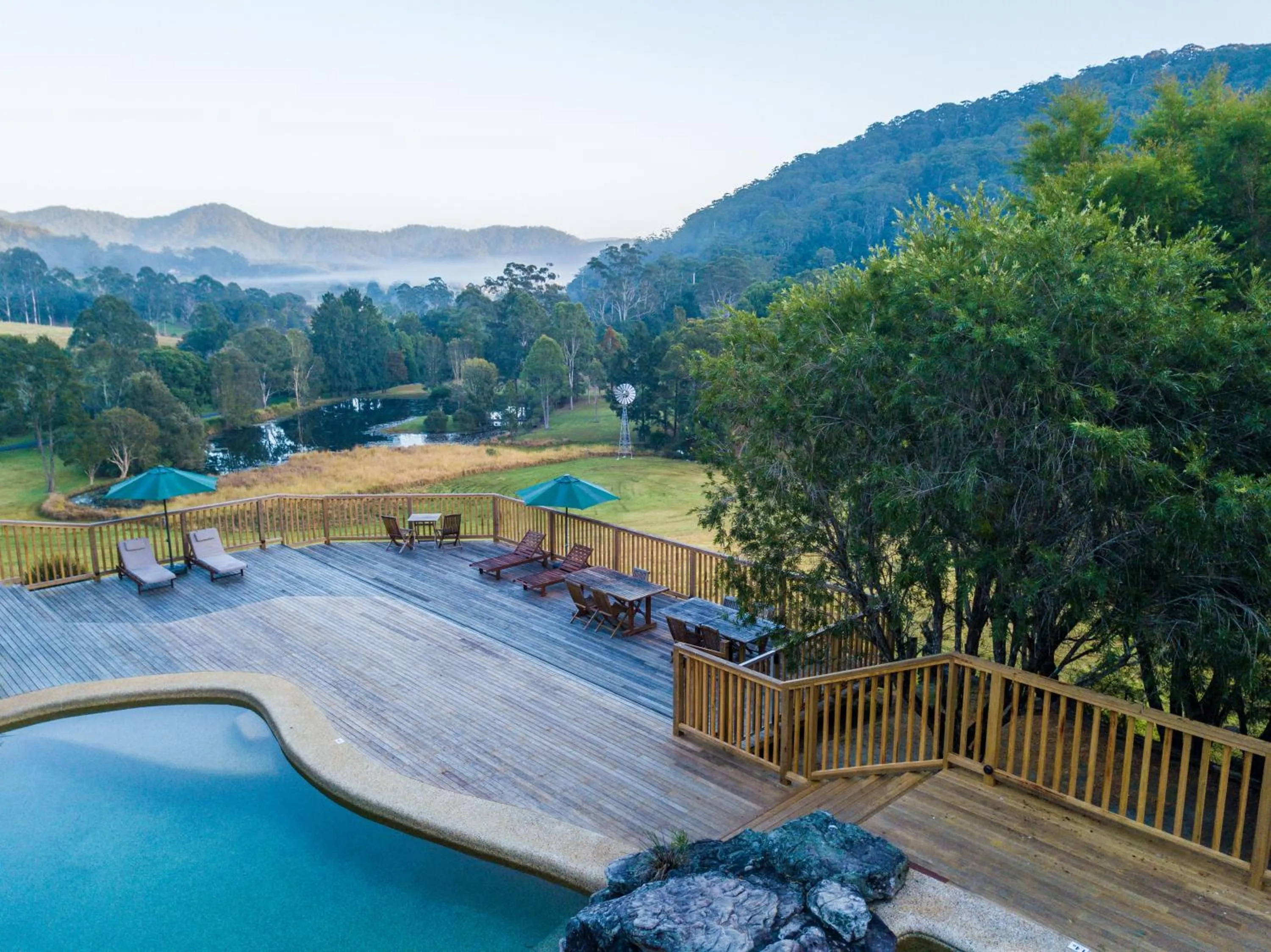 Swimming pool in Friday Creek Retreat